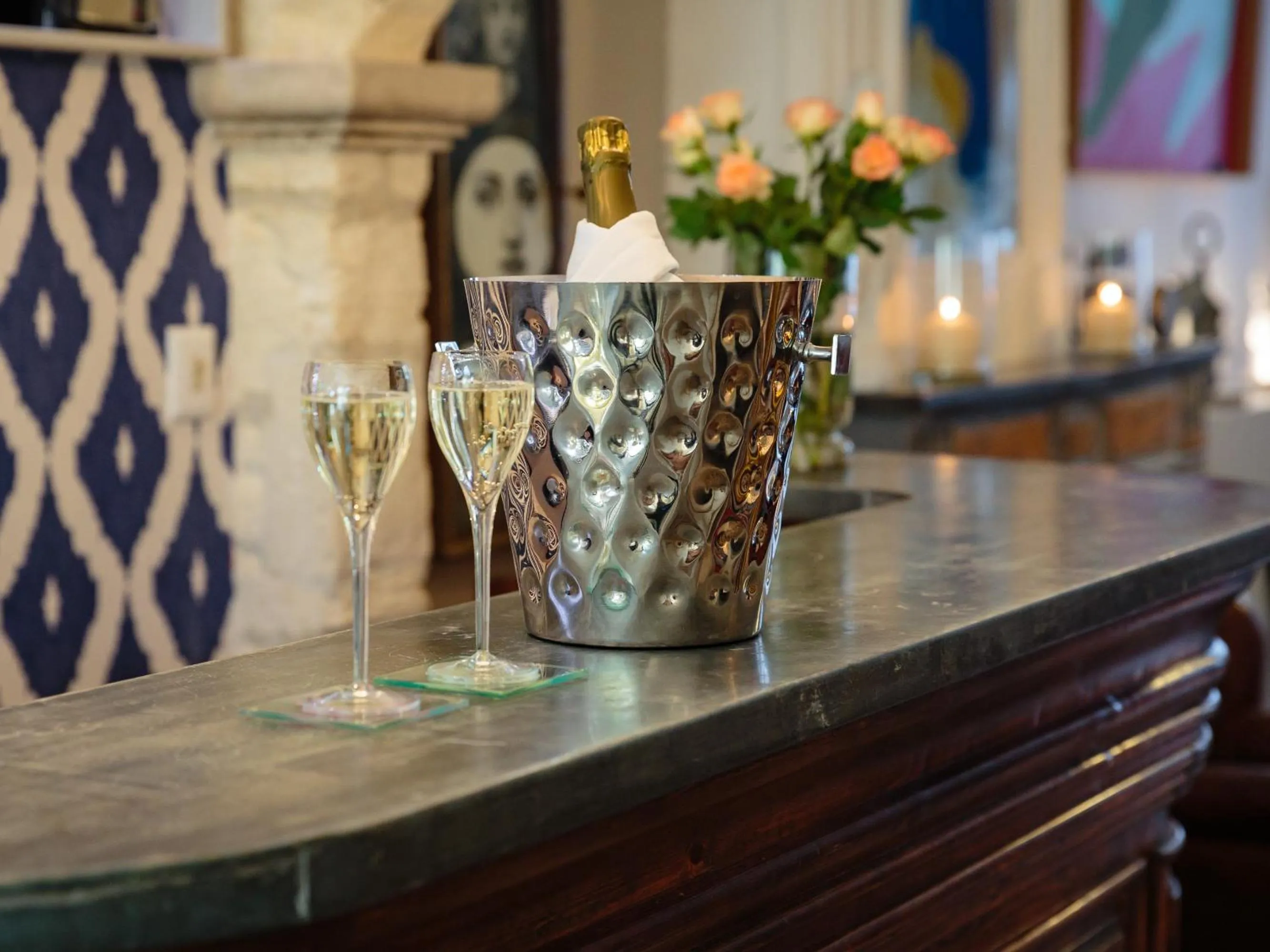 Lounge or bar in Hôtel La Suite