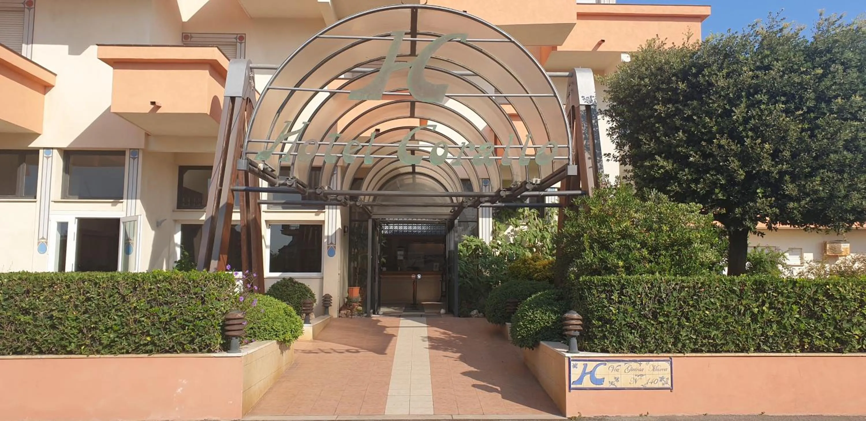 Facade/entrance in Hotel Corallo