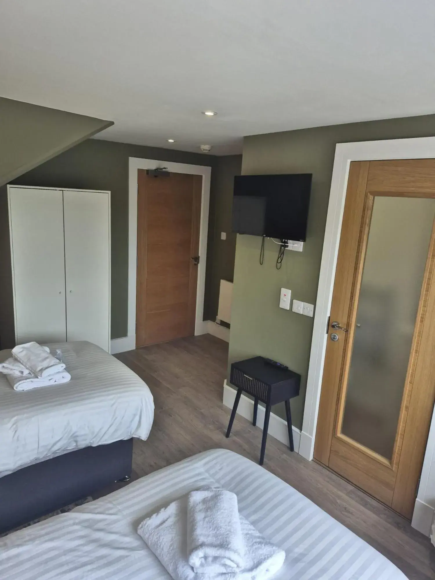 Standard Twin Room in Haughton Arms Hotel Standard Twin Room in Haughton Arms Hotel