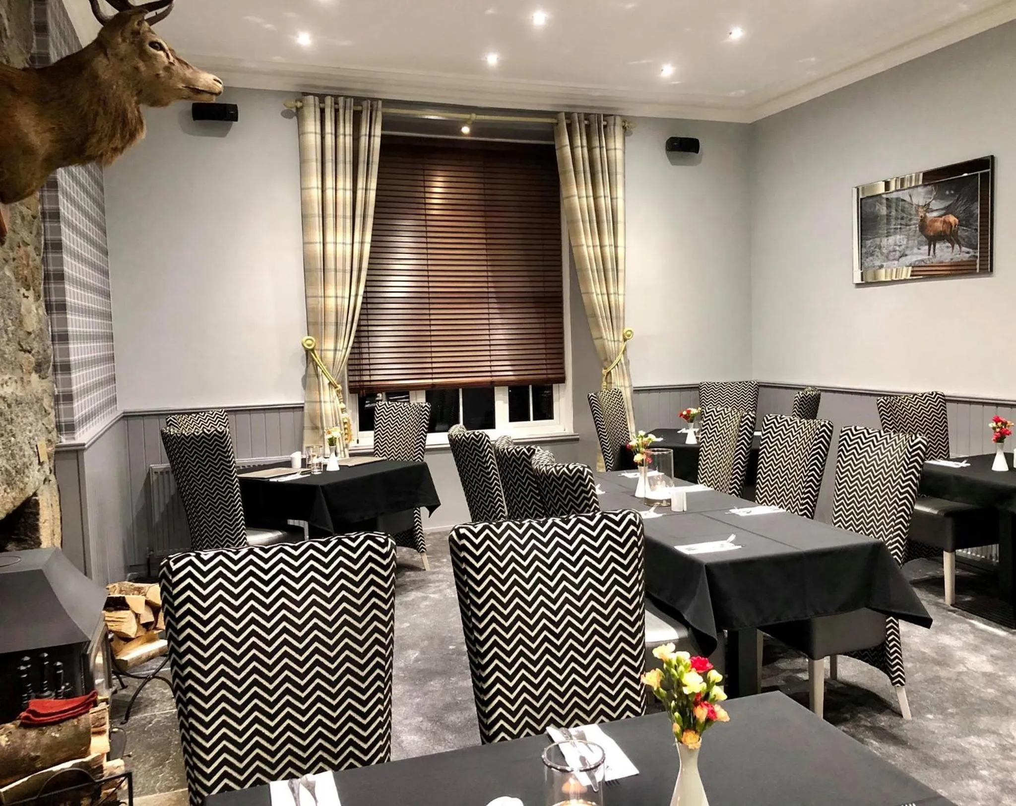 Restaurant/places to eat in Haughton Arms Hotel