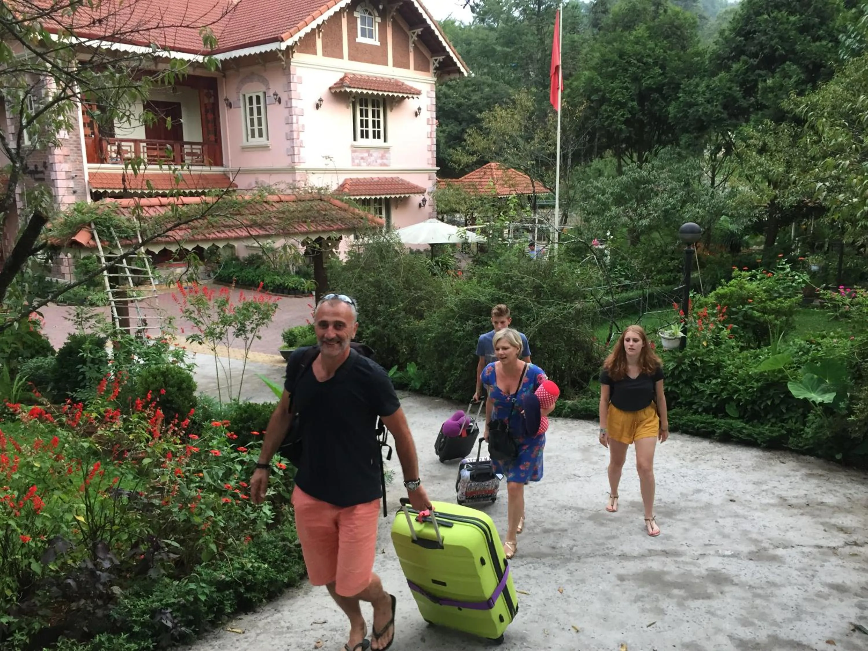 Day in Sapa Garden Bed and Breakfast