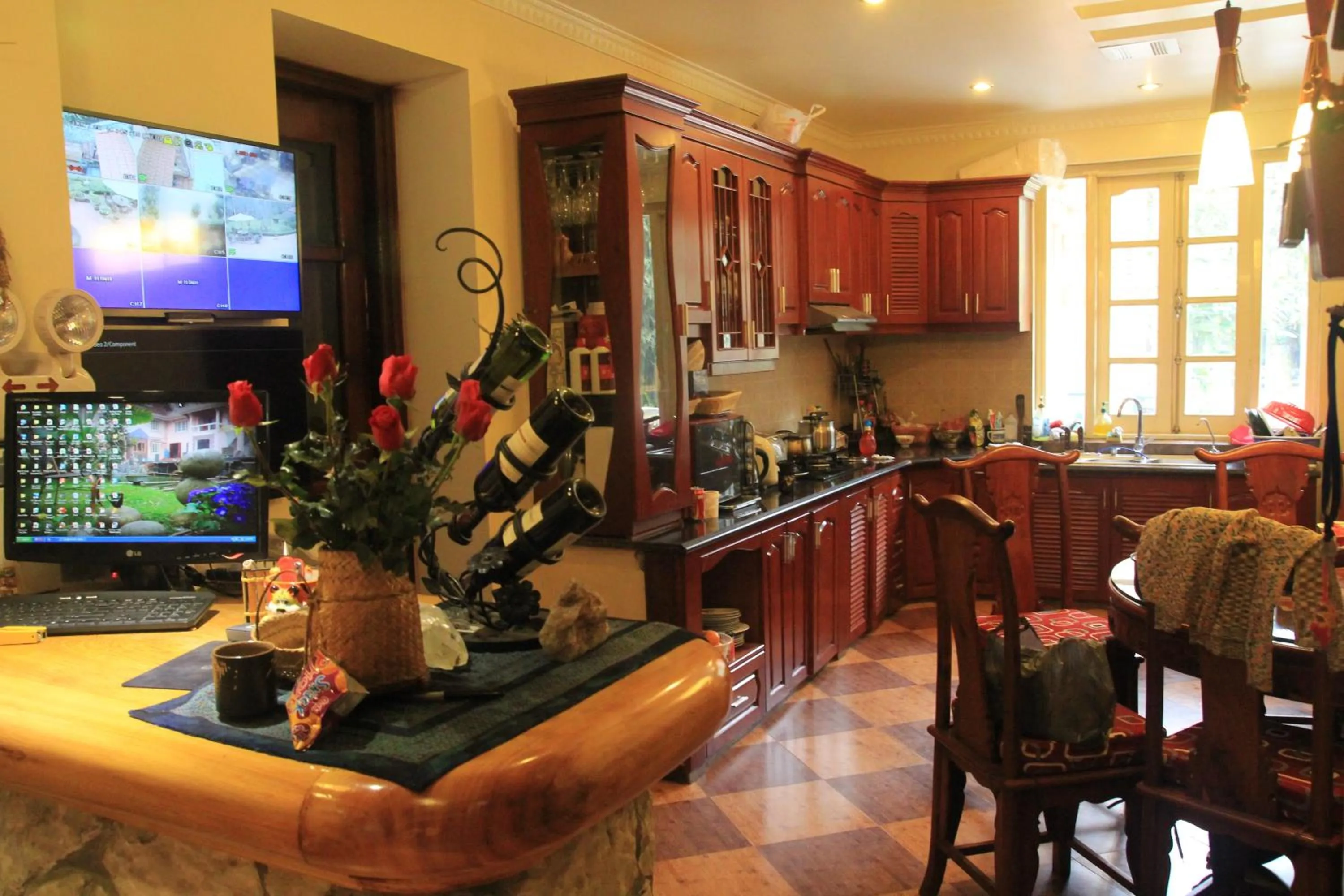 Kitchen or kitchenette in Sapa Garden Bed and Breakfast