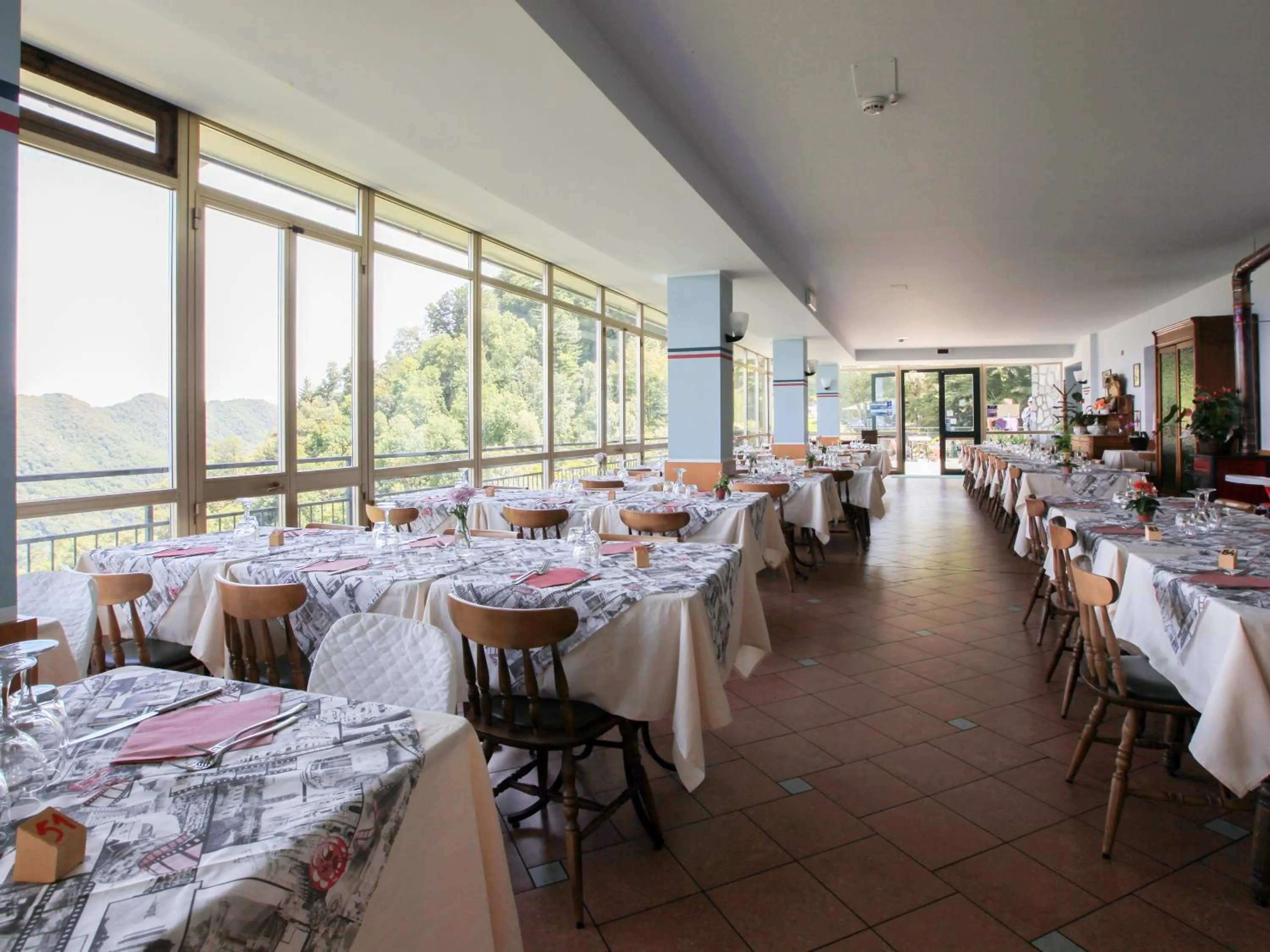 Restaurant/places to eat in Hotel Funivia