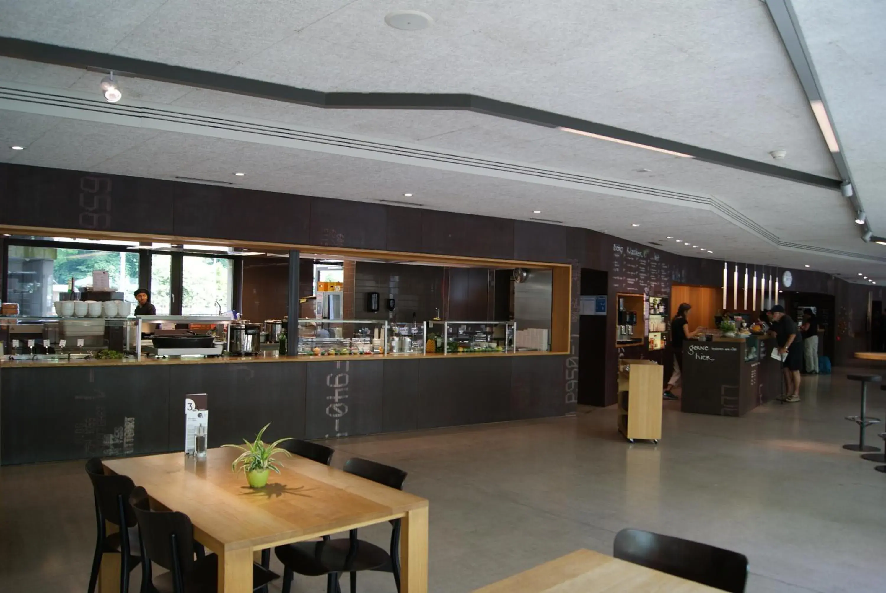 Restaurant/places to eat in Interlaken Youth Hostel Restaurant/places to eat in Interlaken Youth Hostel