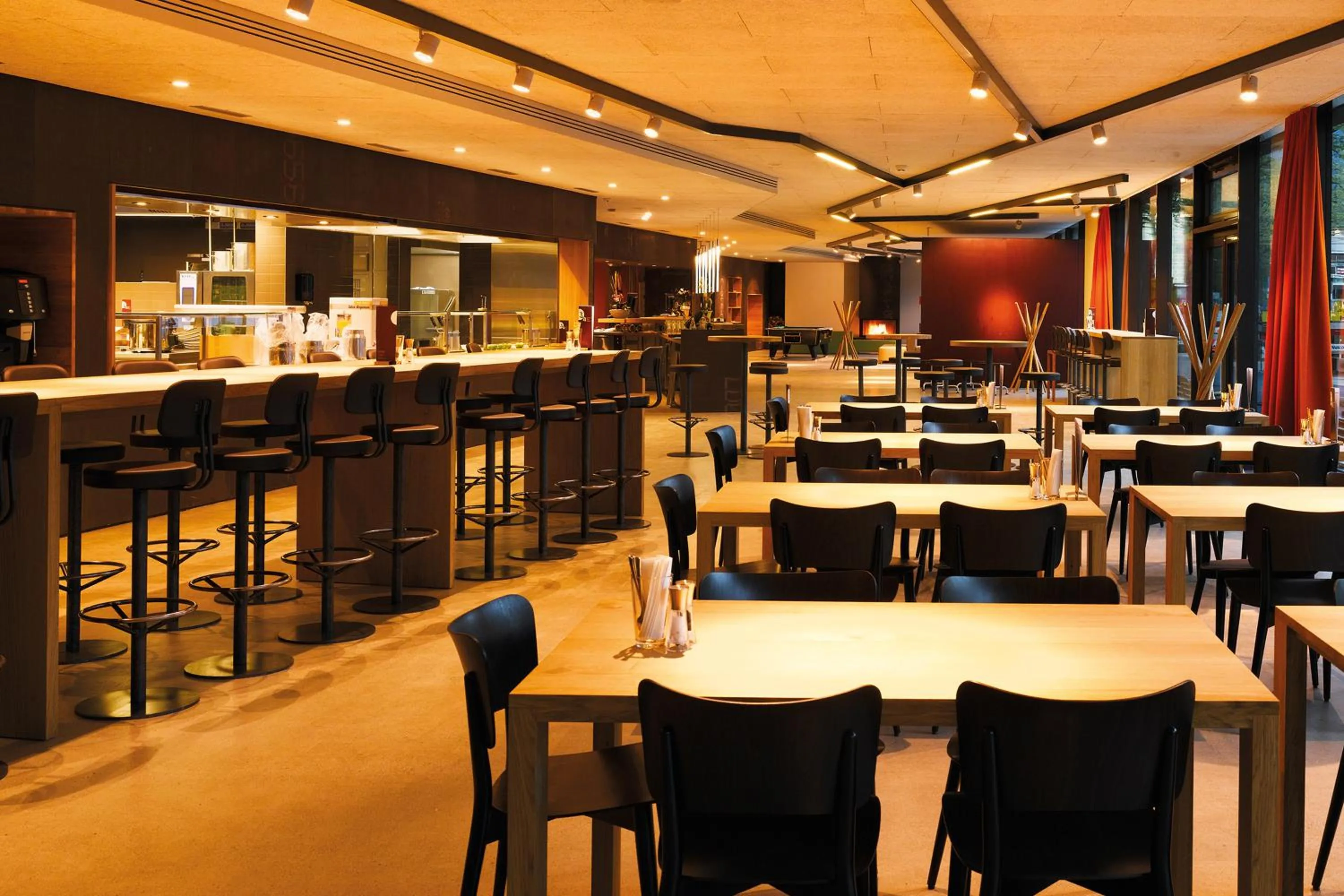 Restaurant/places to eat in Interlaken Youth Hostel