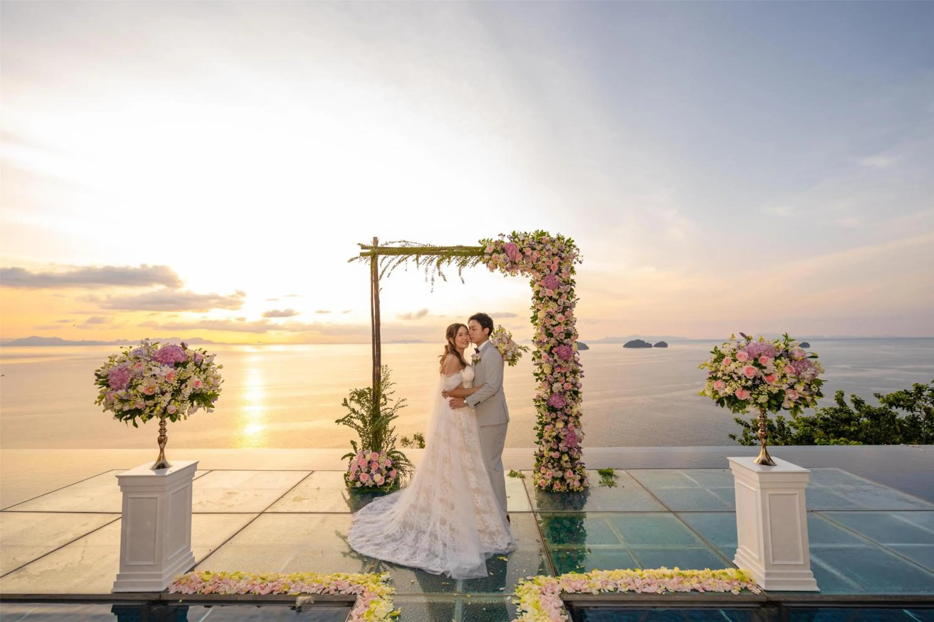 wedding in Conrad Koh Samui