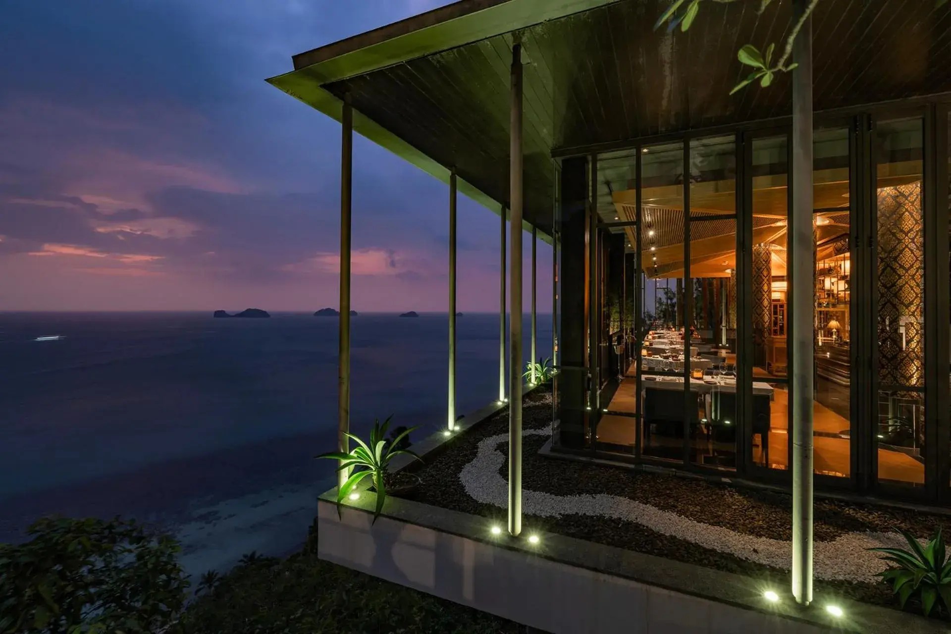 Restaurant/places to eat in Conrad Koh Samui Restaurant/places to eat in Conrad Koh Samui