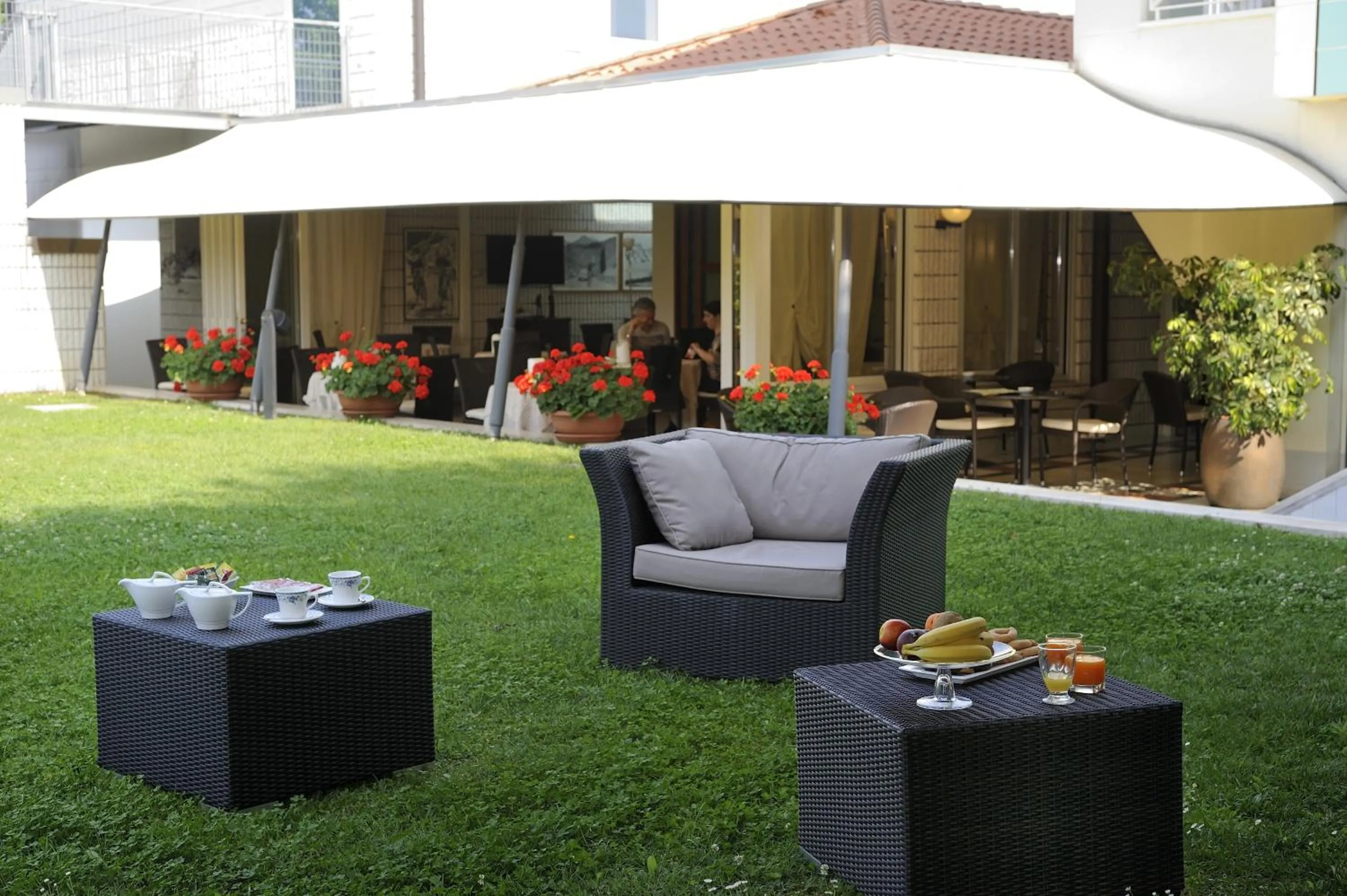Facade/entrance in Casaalbergo La Rocca