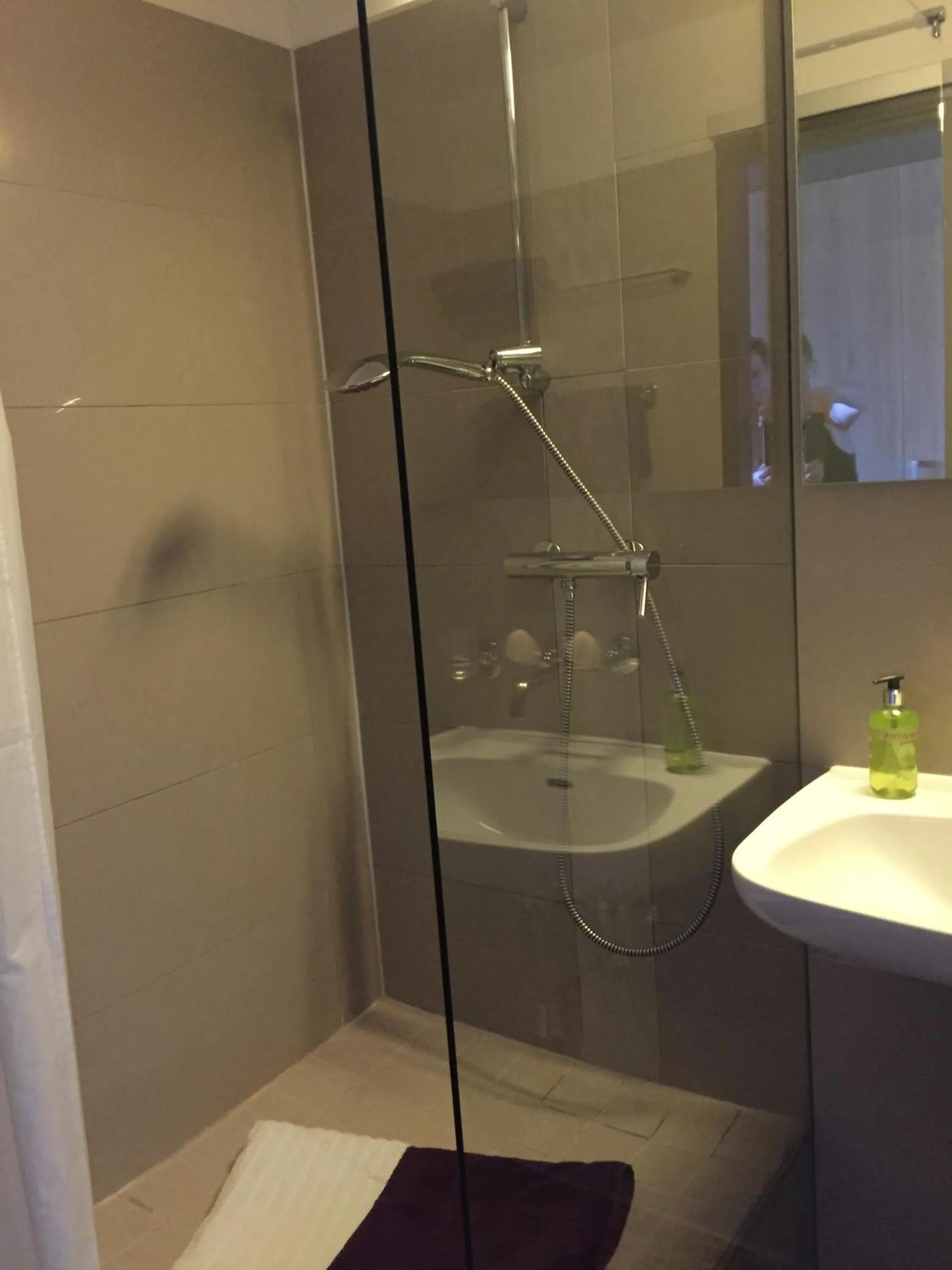 Bathroom in Apartments Seeblick mit Anbindung an ein 4-Sterne-Hotel