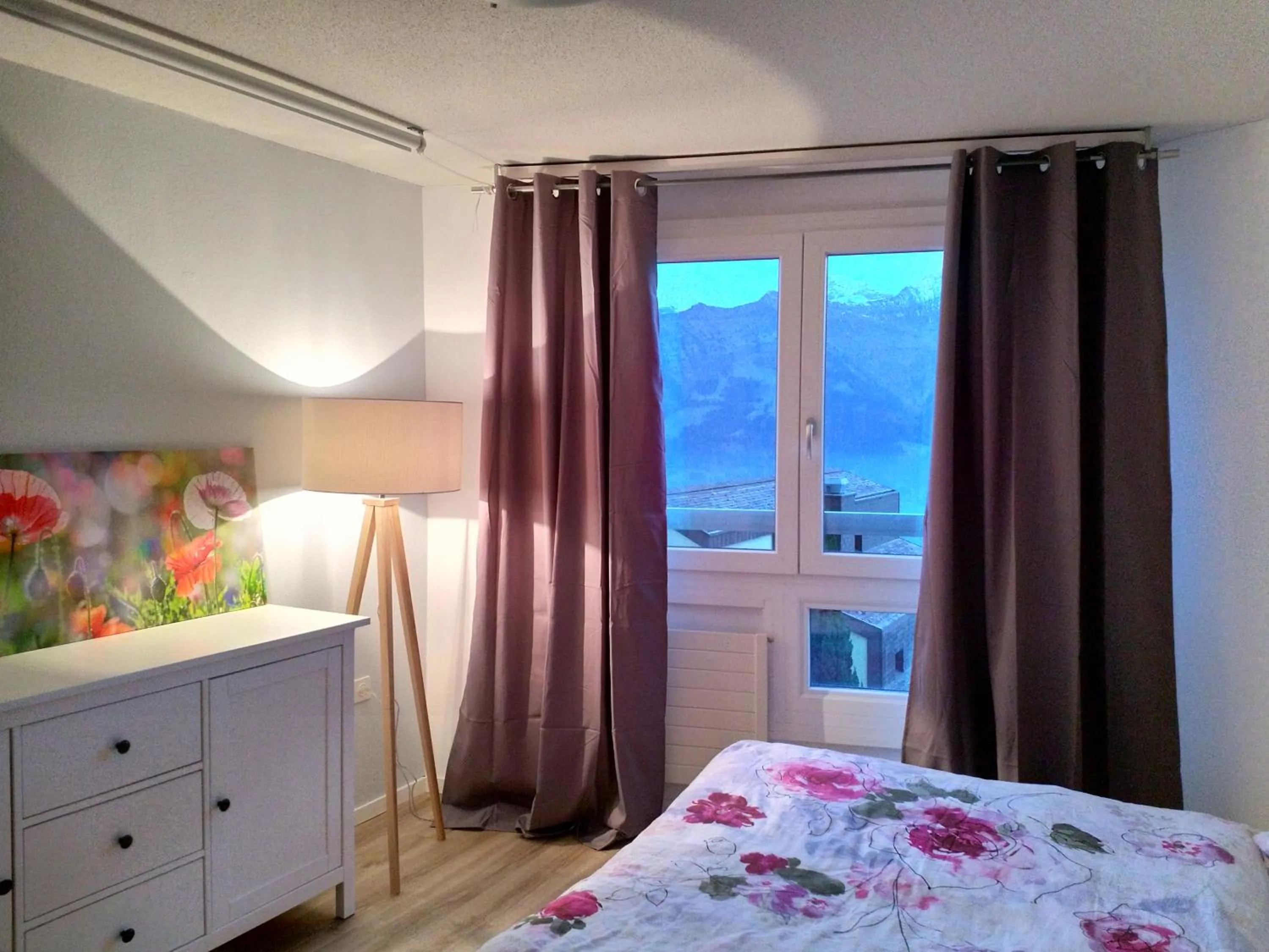 Photo of the whole room, Bed in Apartments Seeblick mit Anbindung an ein 4-Sterne-Hotel
