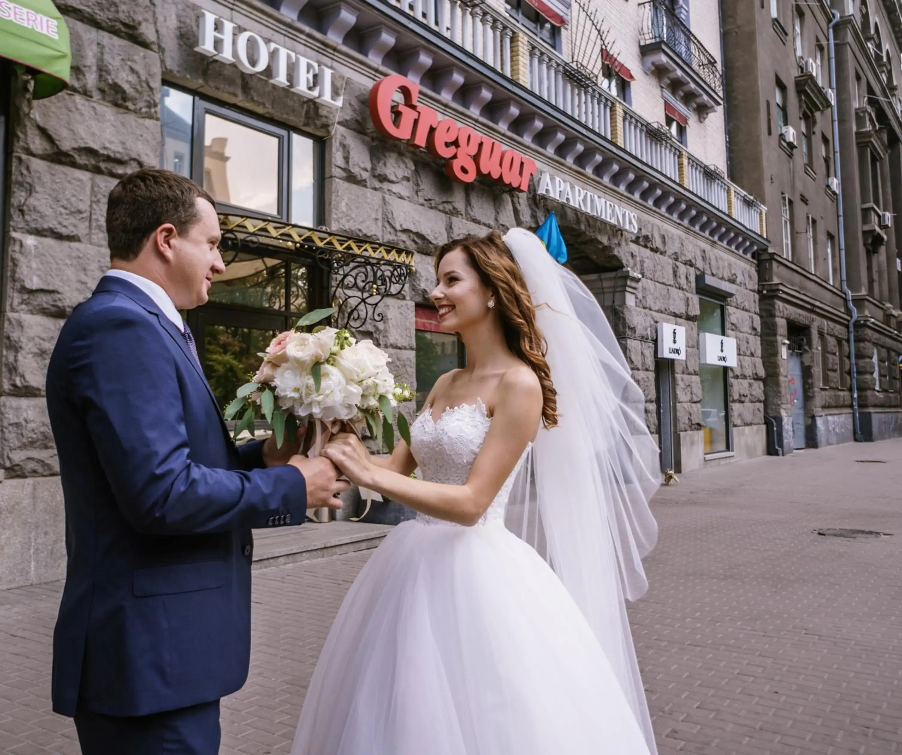 Facade/entrance in Greguar Hotel by UHM Facade/entrance in Greguar Hotel by UHM