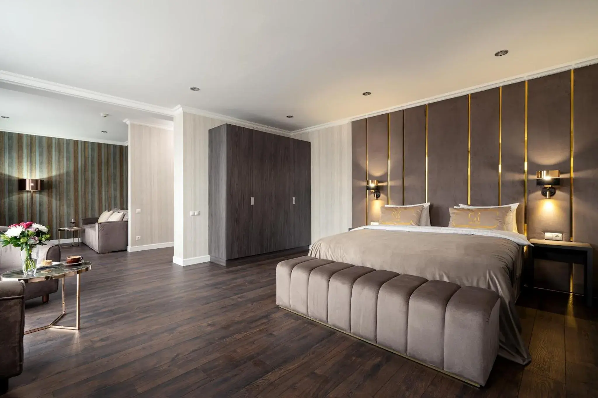 Photo of the whole room, Bed in Greguar Hotel by UHM Photo of the whole room, Bed in Greguar Hotel by UHM