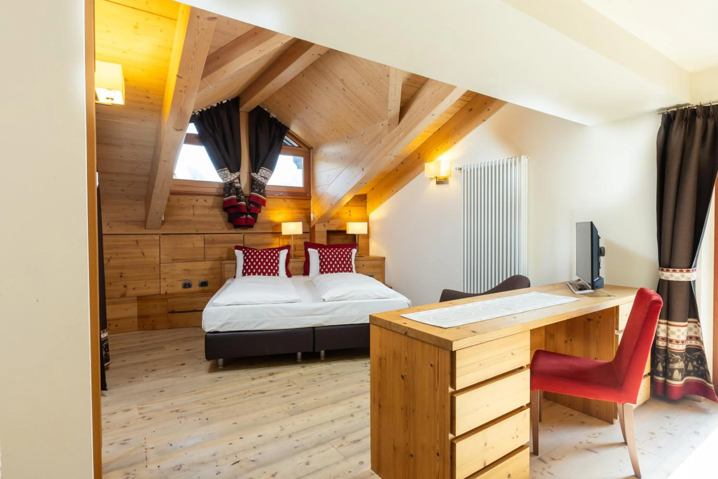 Bedroom, Bed in Hotel Cardo