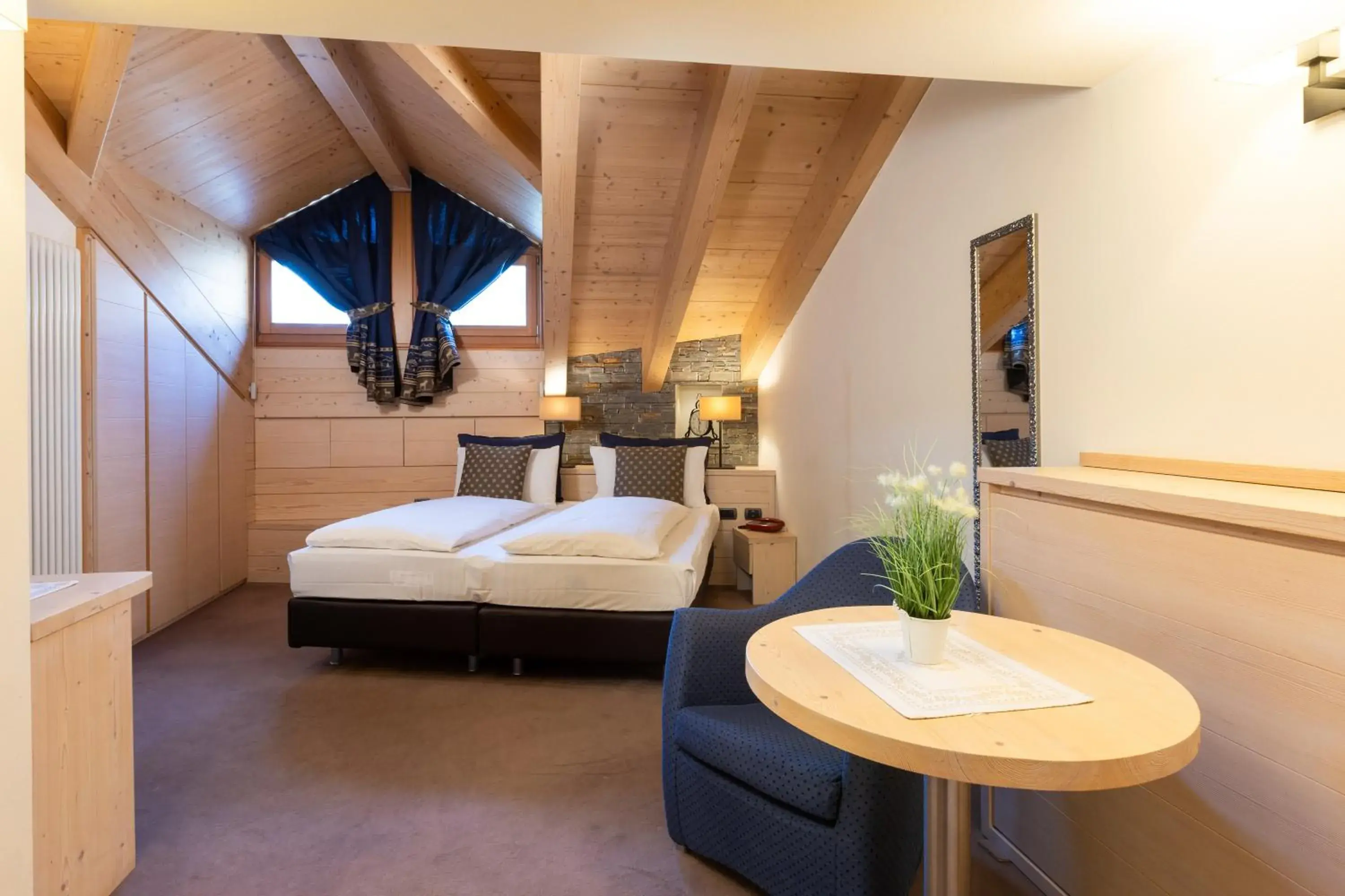 Deluxe Double or Twin Room in Hotel Cardo Deluxe Double or Twin Room in Hotel Cardo