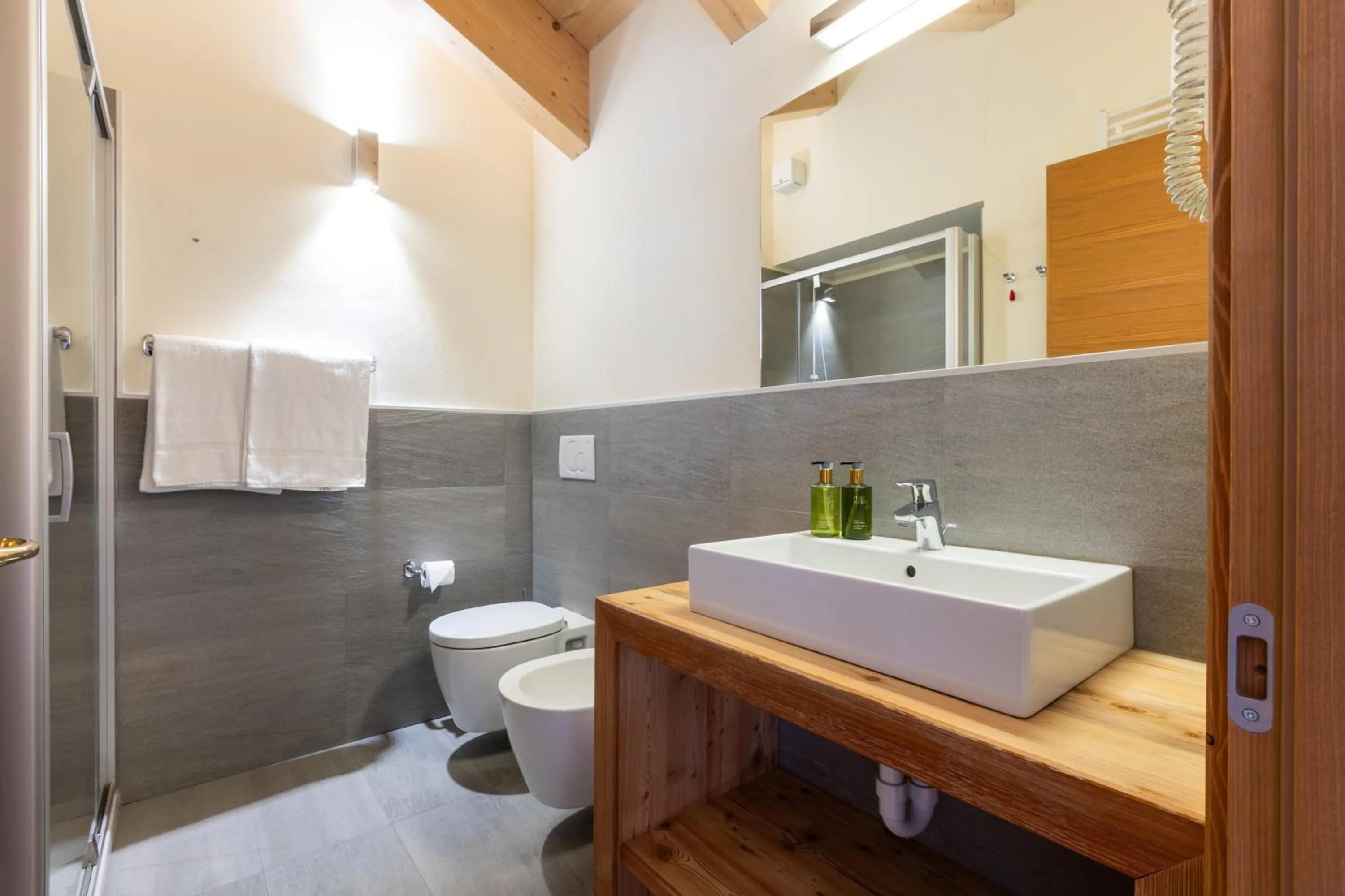 Bathroom in Hotel Cardo