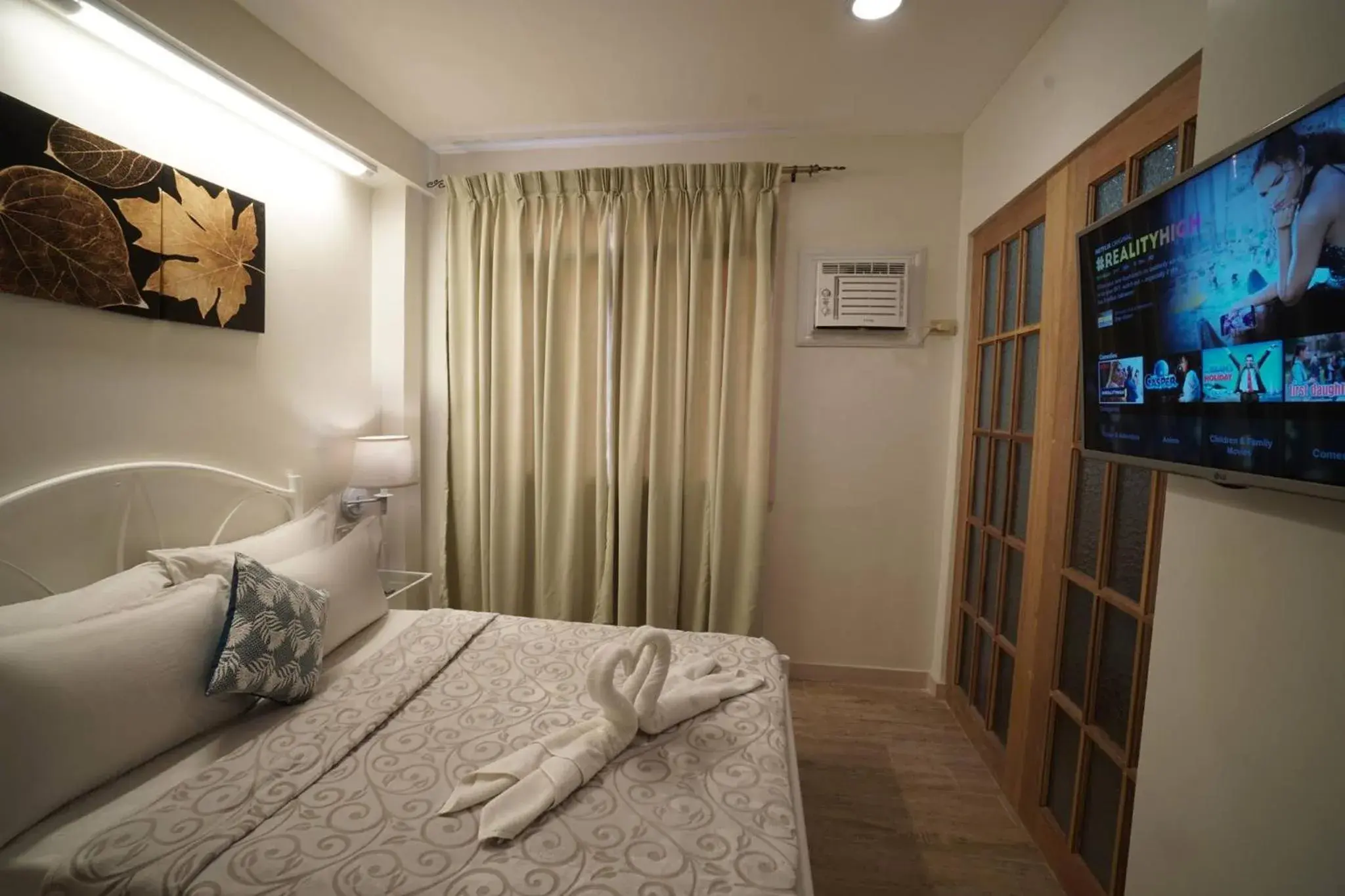 TV and multimedia, Bed in 1775 Adriatico Suites TV and multimedia, Bed in 1775 Adriatico Suites