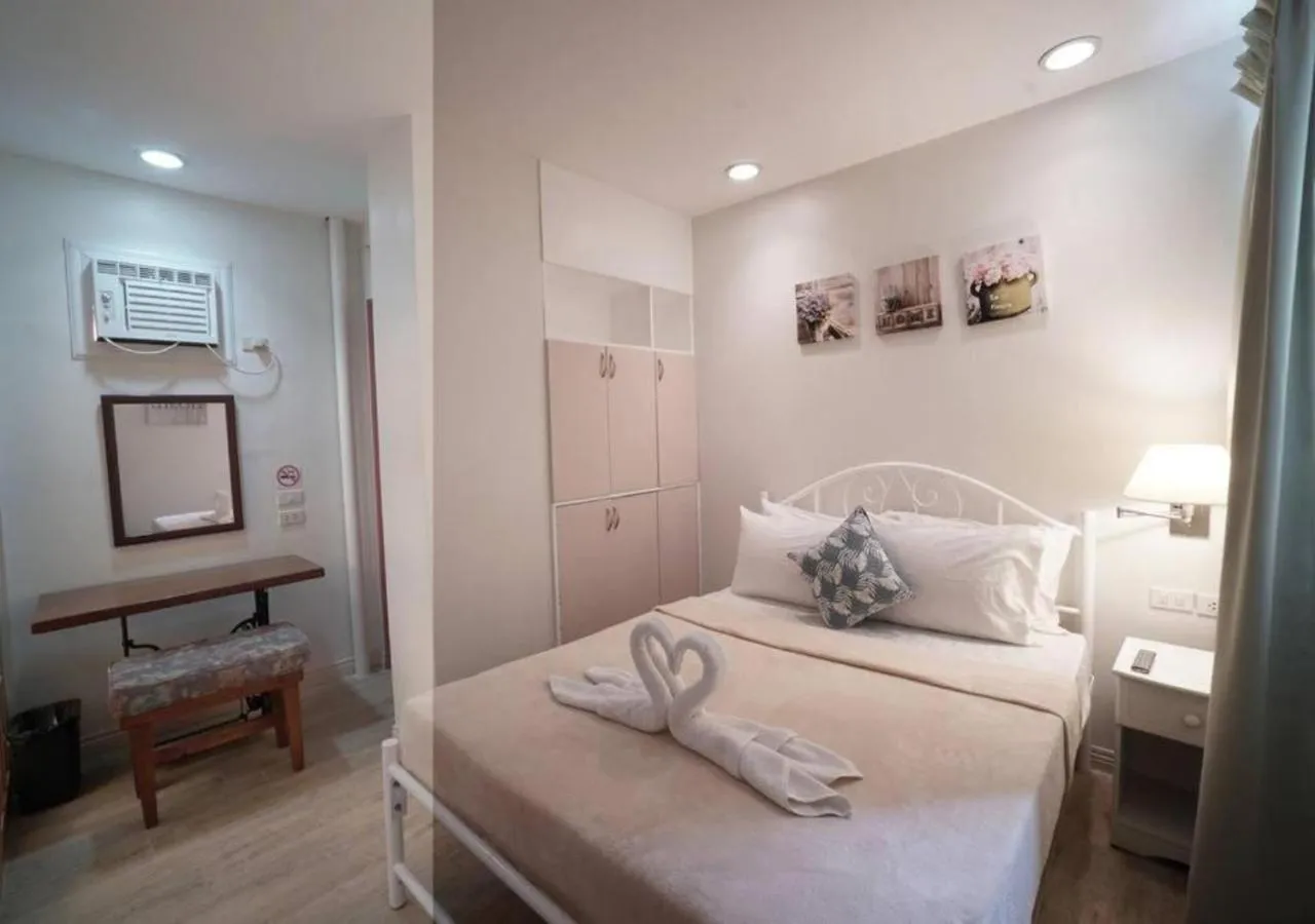 Bedroom, Bed in 1775 Adriatico Suites