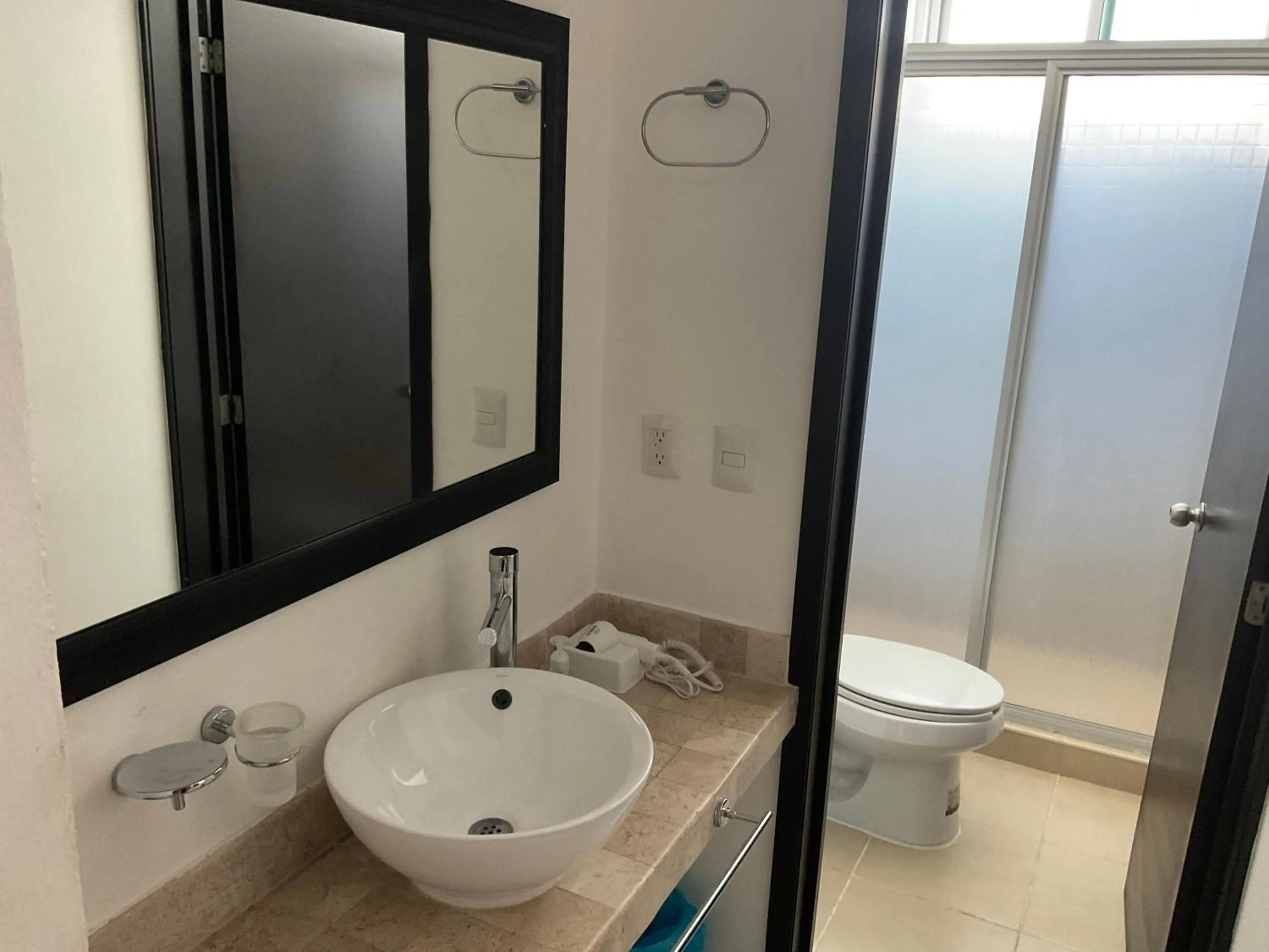 Shower in Beach Haus-Punta Estrella