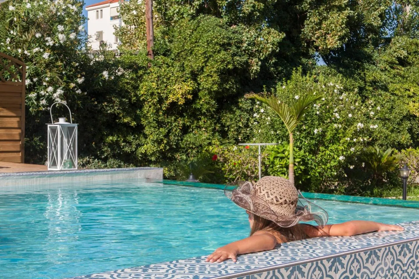 Pool view in Solon Apartments