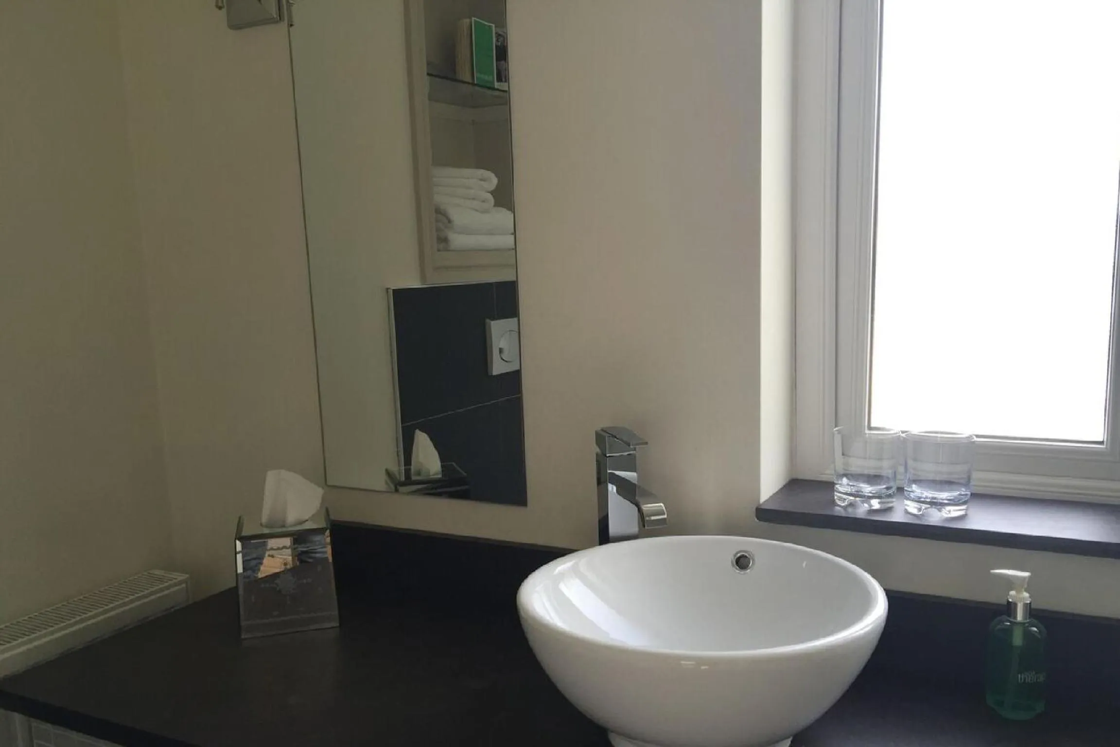 Bathroom in Quinlan & Cooke Boutique Townhouse and QCs Seafood Restaurant