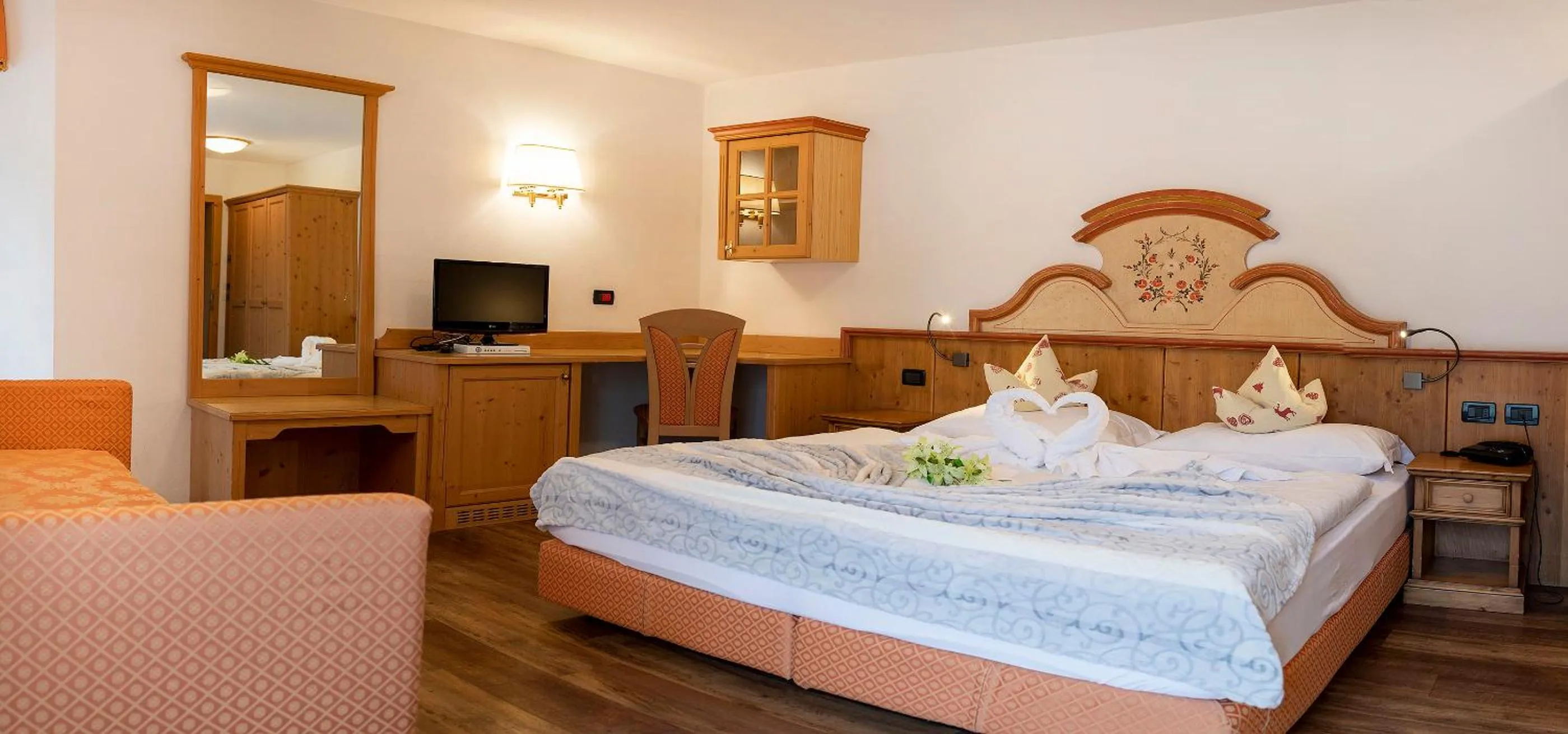 Bed in Nature Wellness Hotel Renato