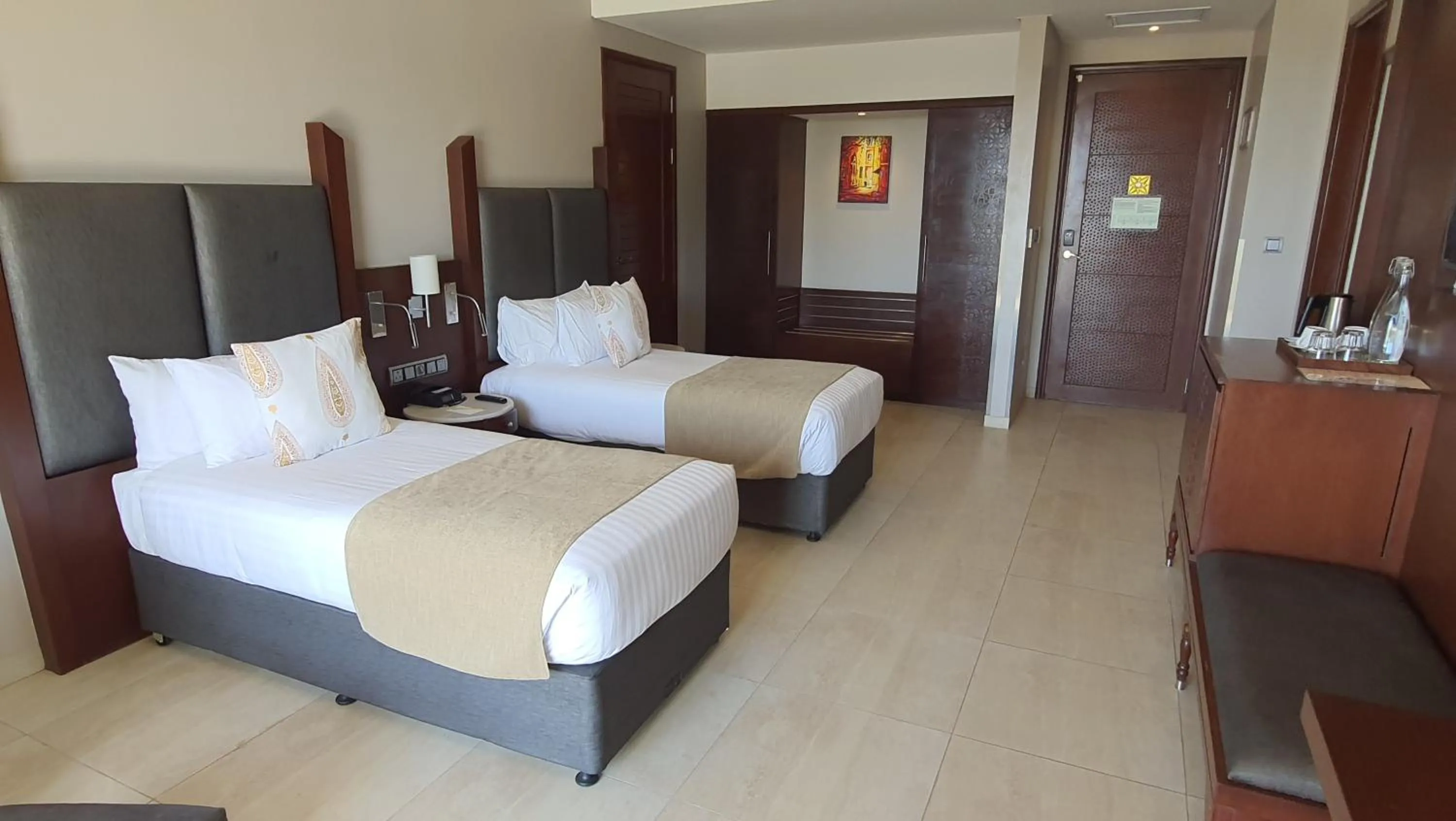 Bed in Hotel Verde Zanzibar - Azam Luxury Resort and Spa - Dry Hotel