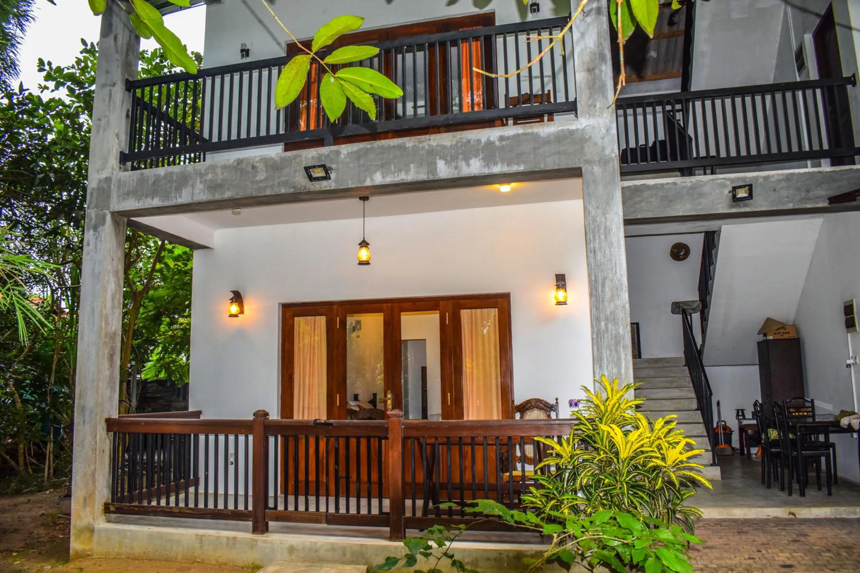 Lawrence Villa