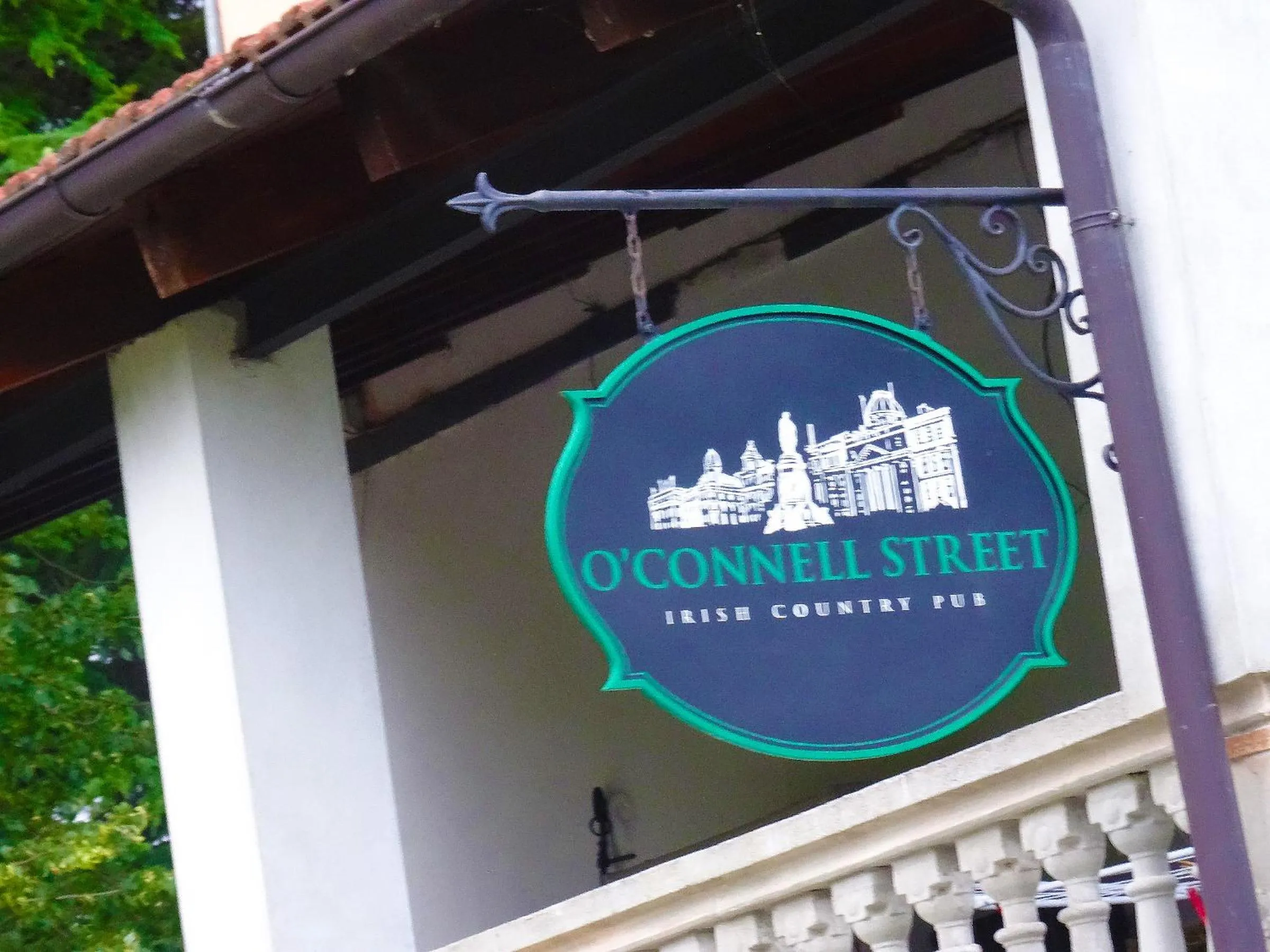 Property logo or sign in La Celestina