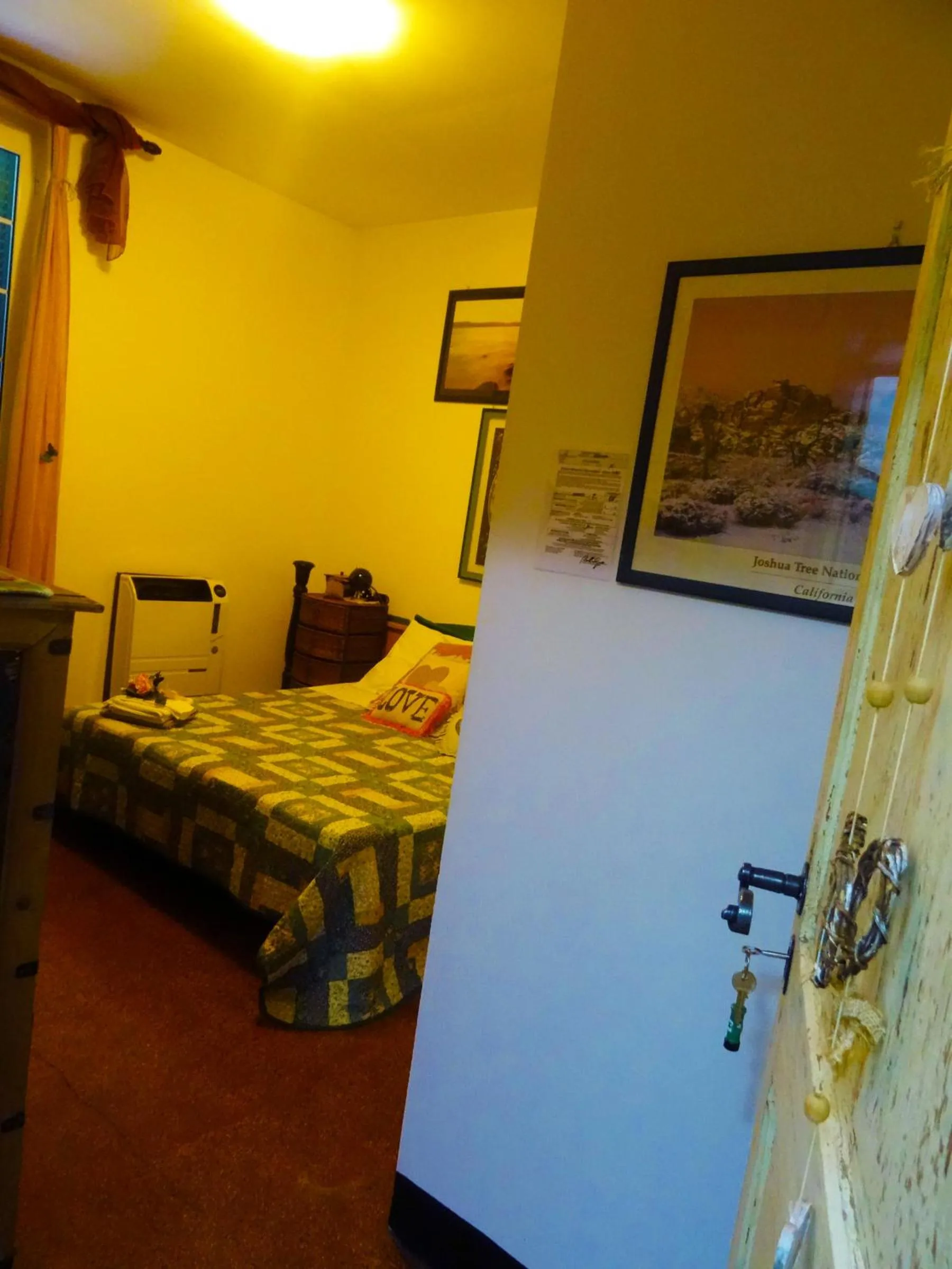 Bedroom, Bed in La Celestina