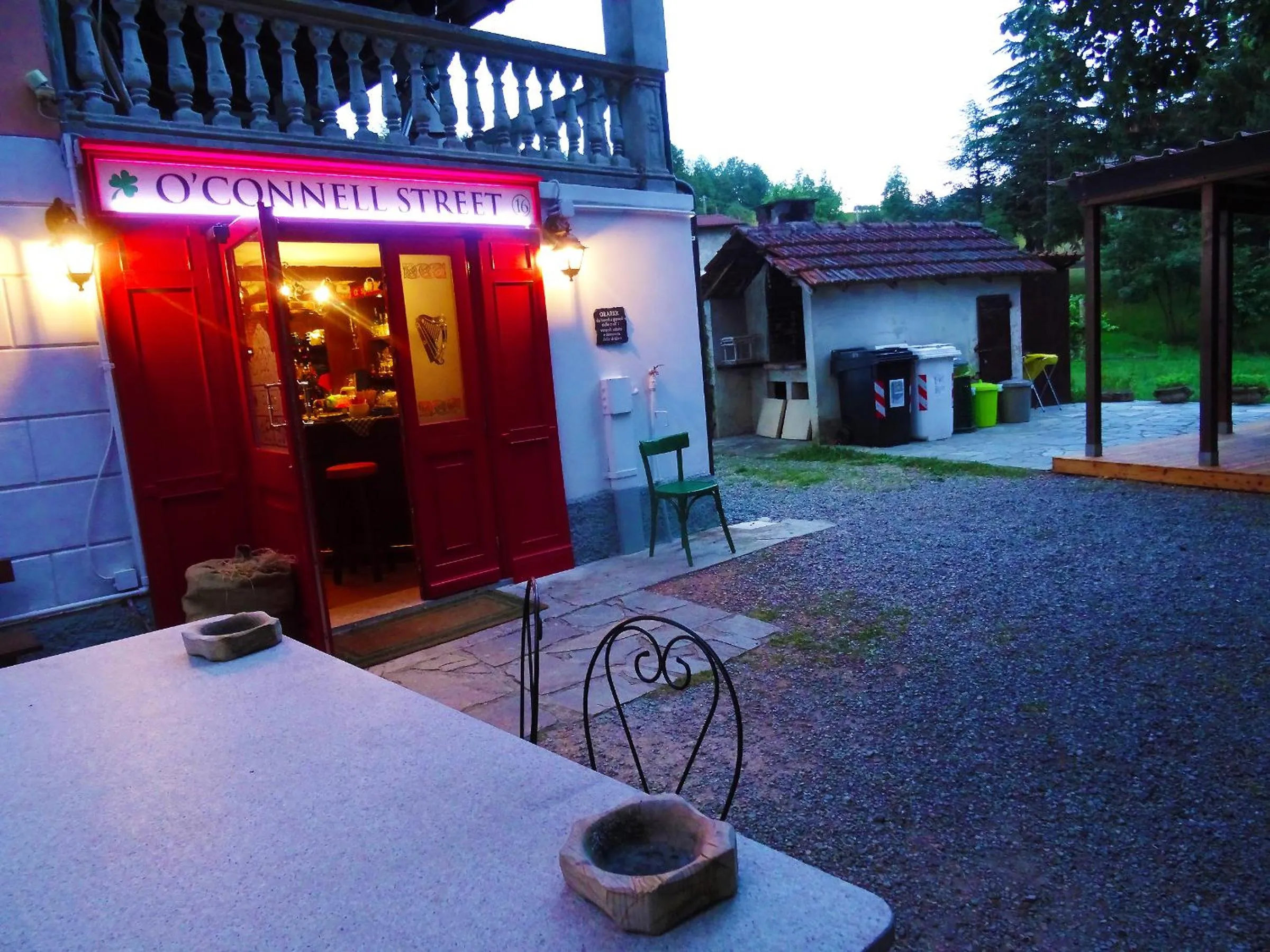 Facade/entrance in La Celestina