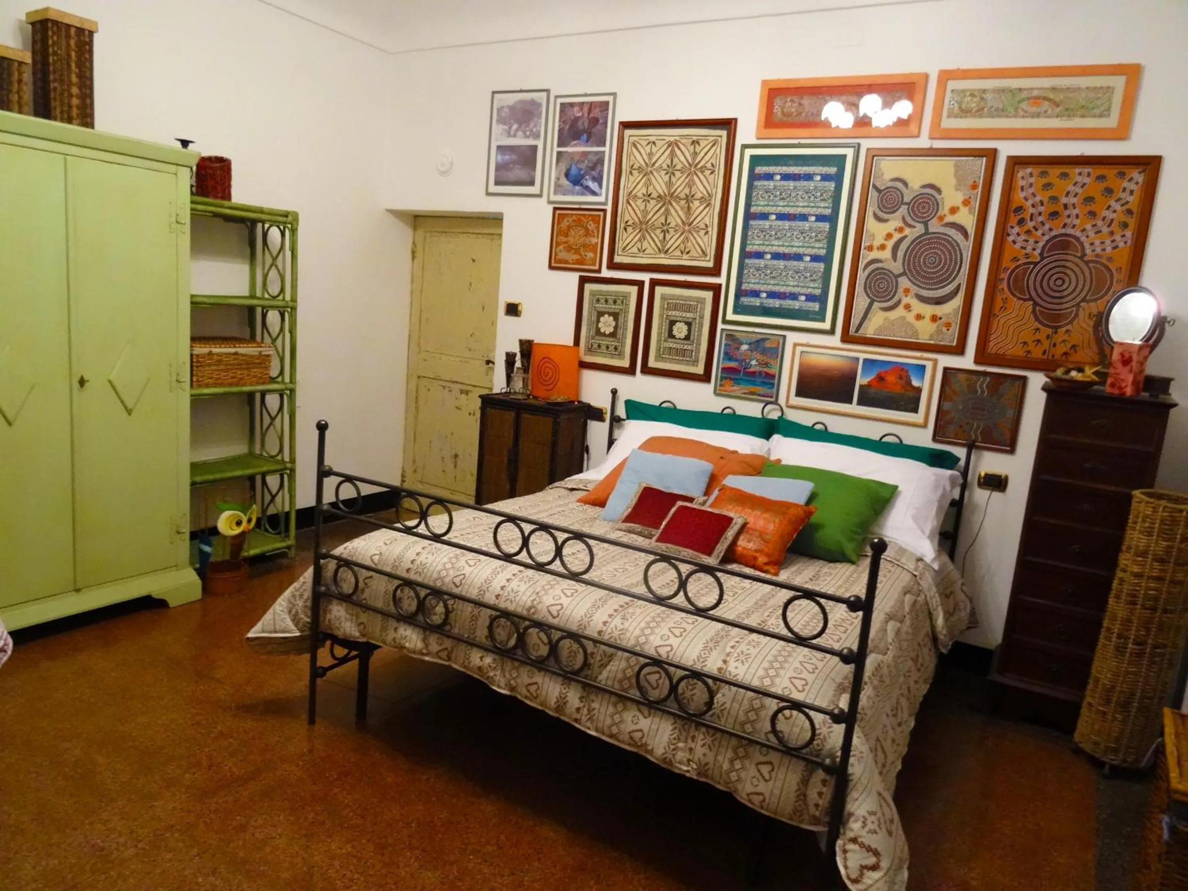 Bedroom, Bed in La Celestina