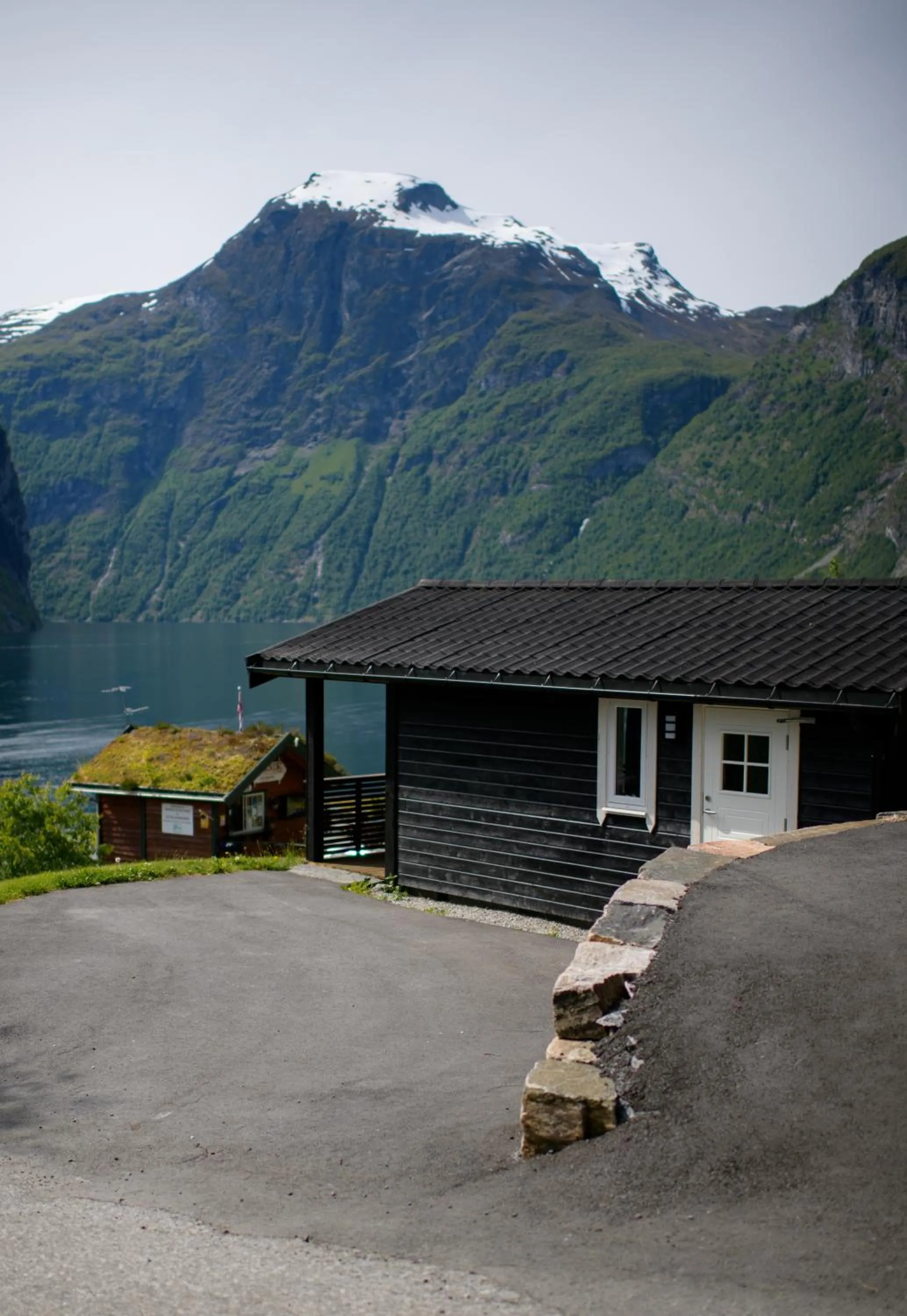 Grande Hytteutleige og Camping