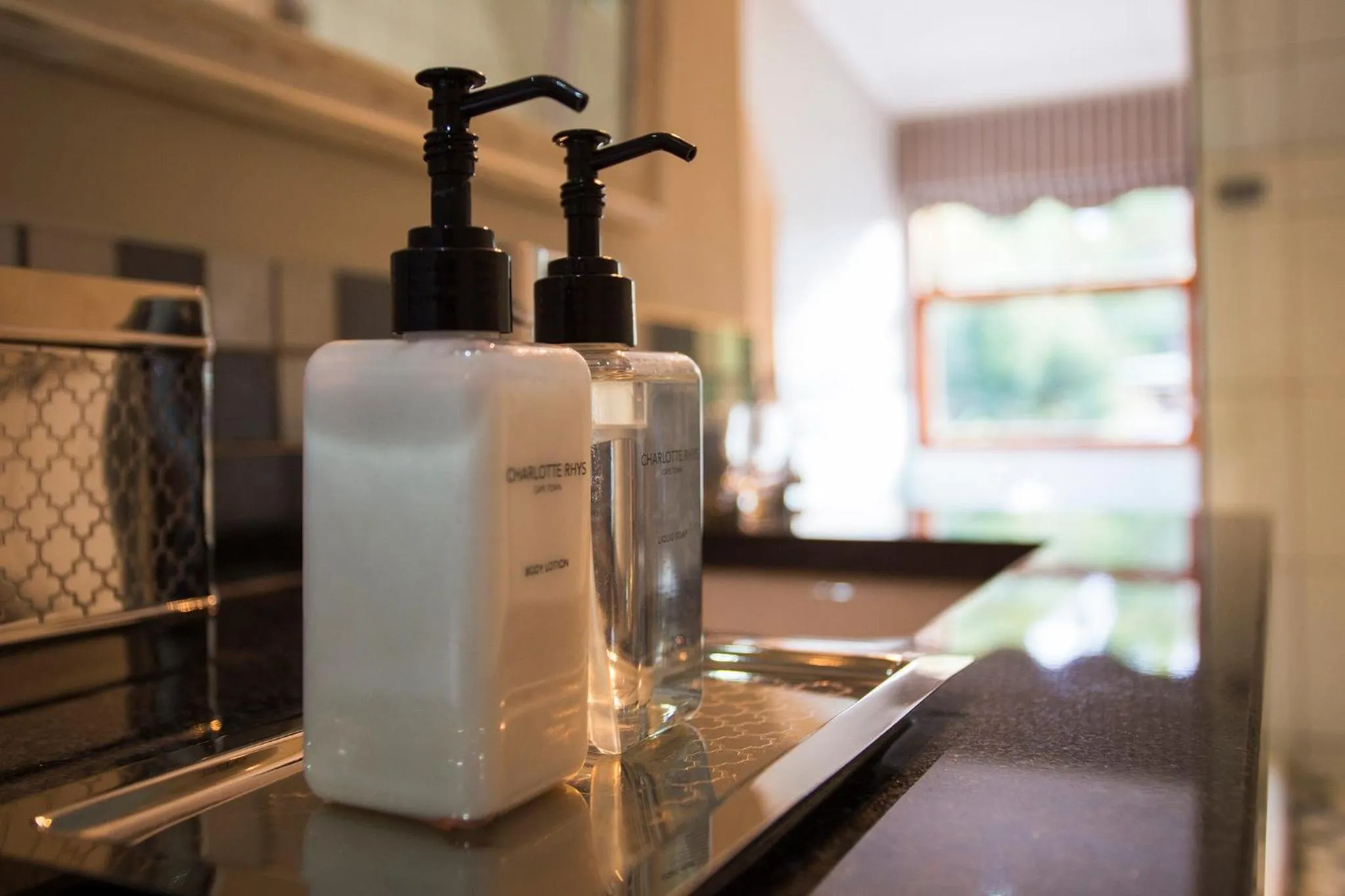 Bathroom in The Browns' Luxury Suites & Cottage