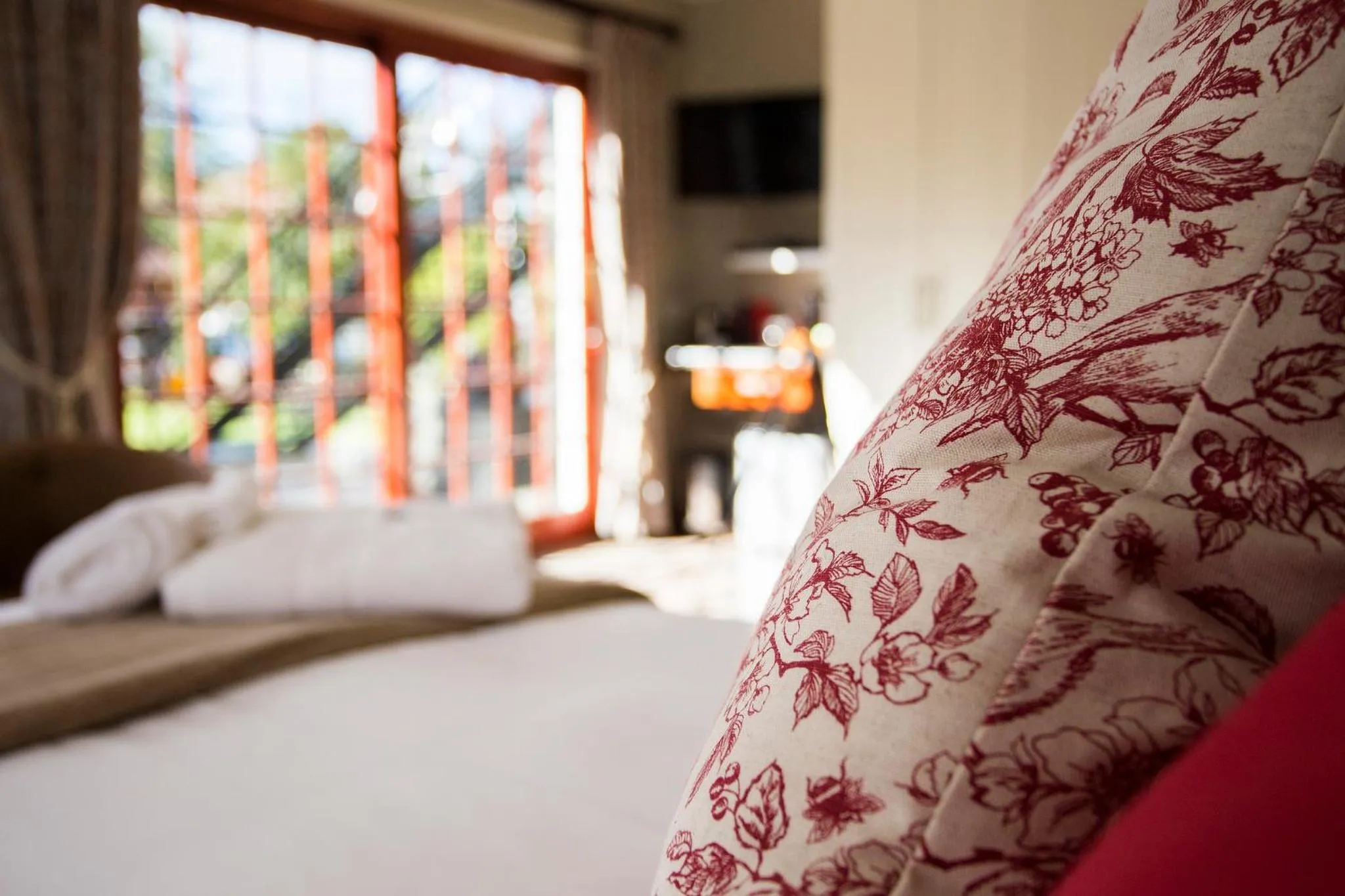Decorative detail, Bed in The Browns' Luxury Suites & Cottage