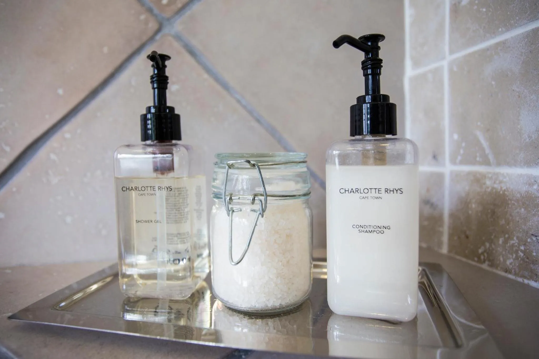 Bathroom in The Browns' Luxury Suites & Cottage
