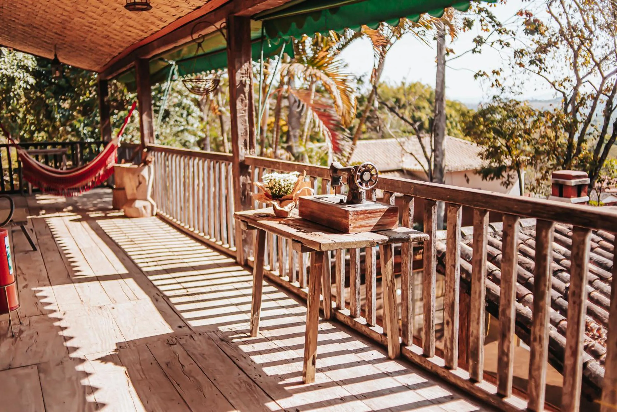 Balcony/Terrace in Pousada d'Oleo de Guignard