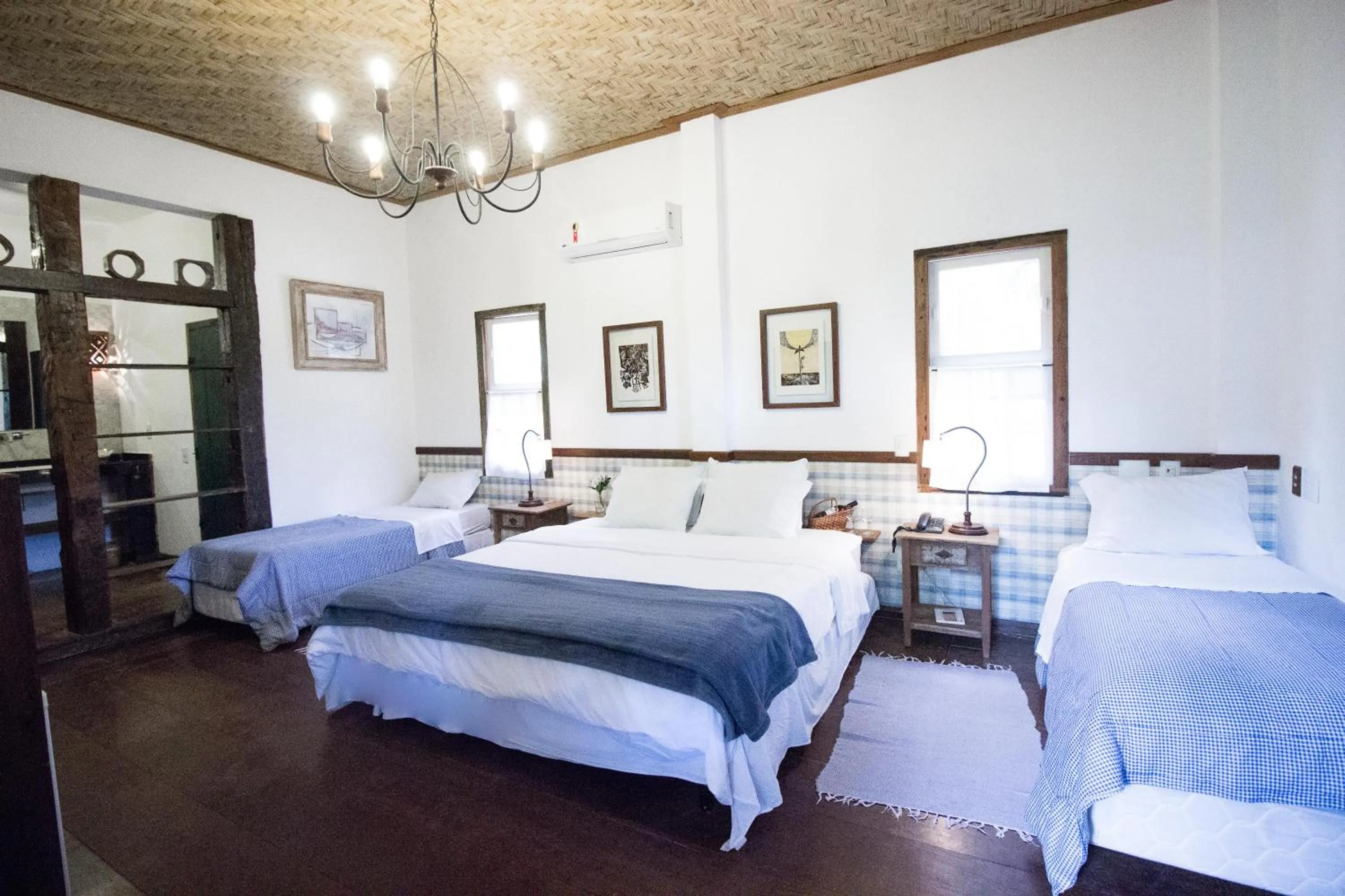 Bed in Pousada d'Oleo de Guignard