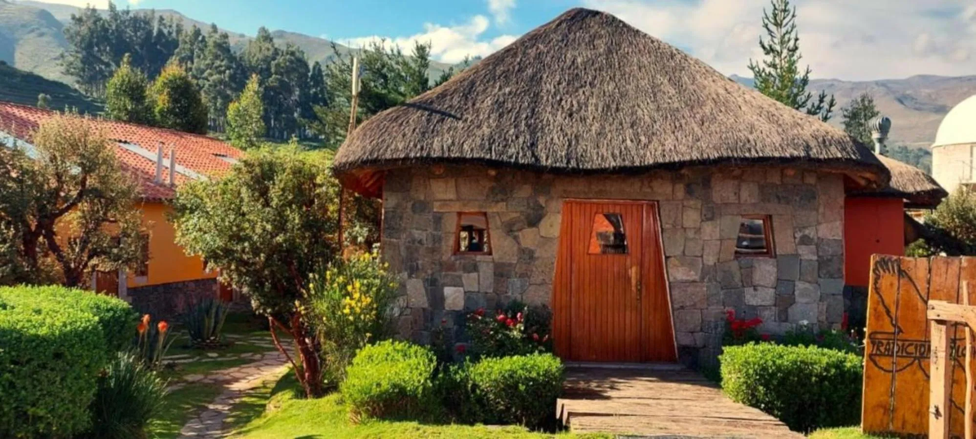 Facade/entrance in Tradicion Colca
