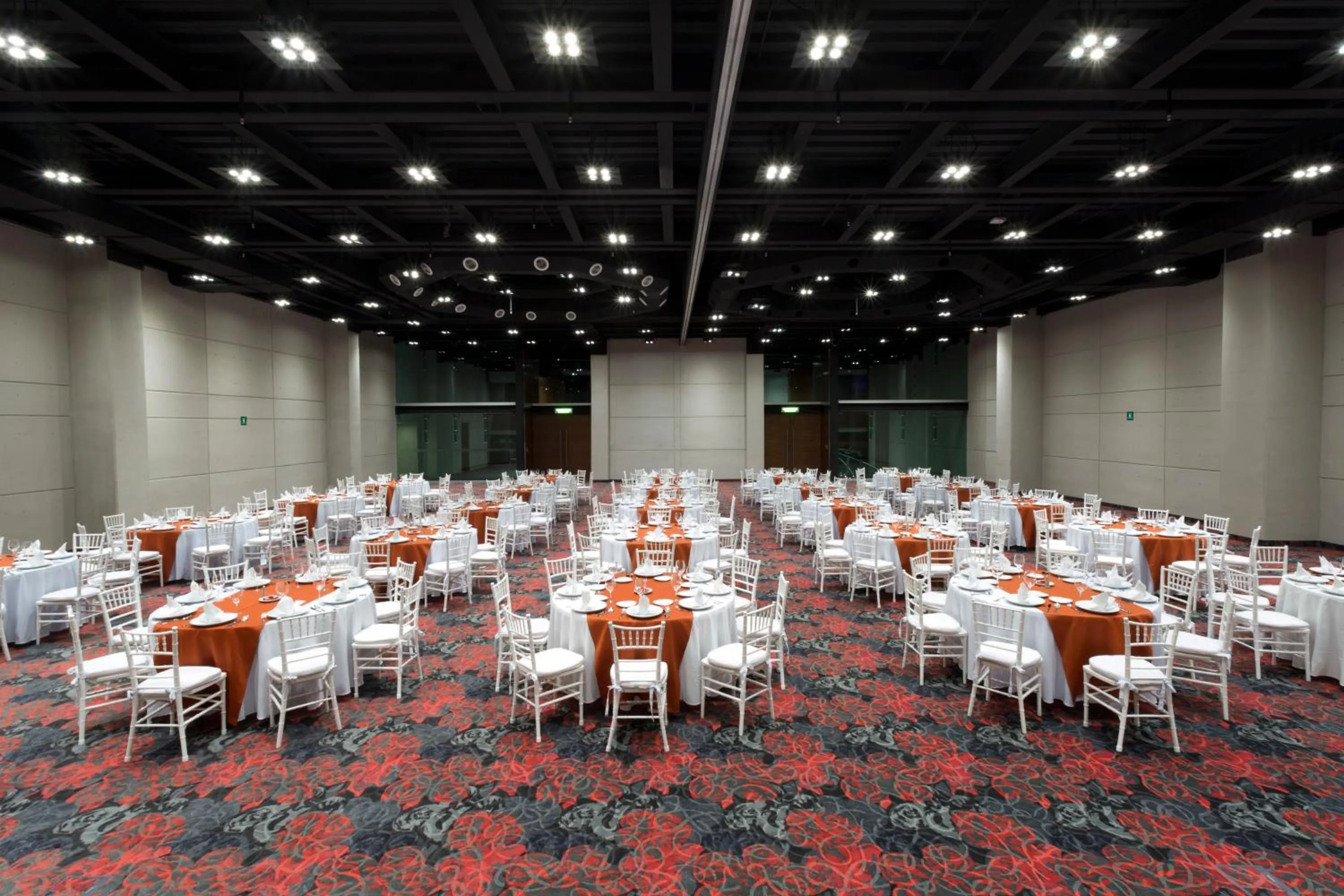 Meeting/conference room in Holiday Inn Mexico Zona Centro by IHG