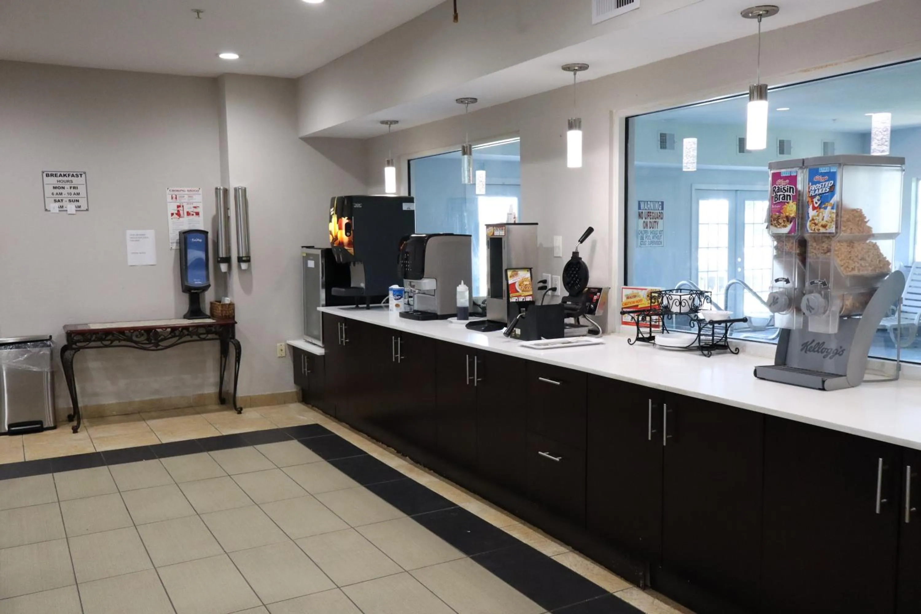 Breakfast in Baymont by Wyndham Texas City