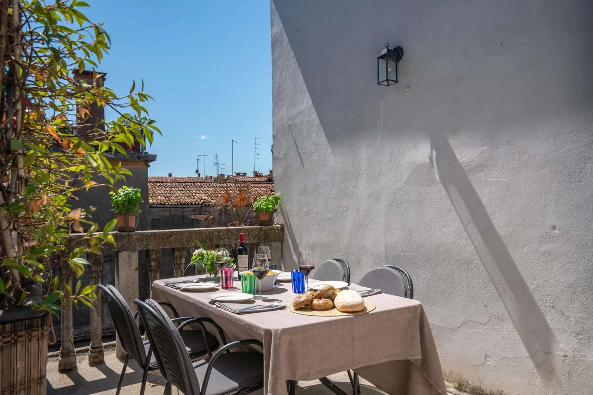 Ca' Dell'Artista Apartment with Terrace