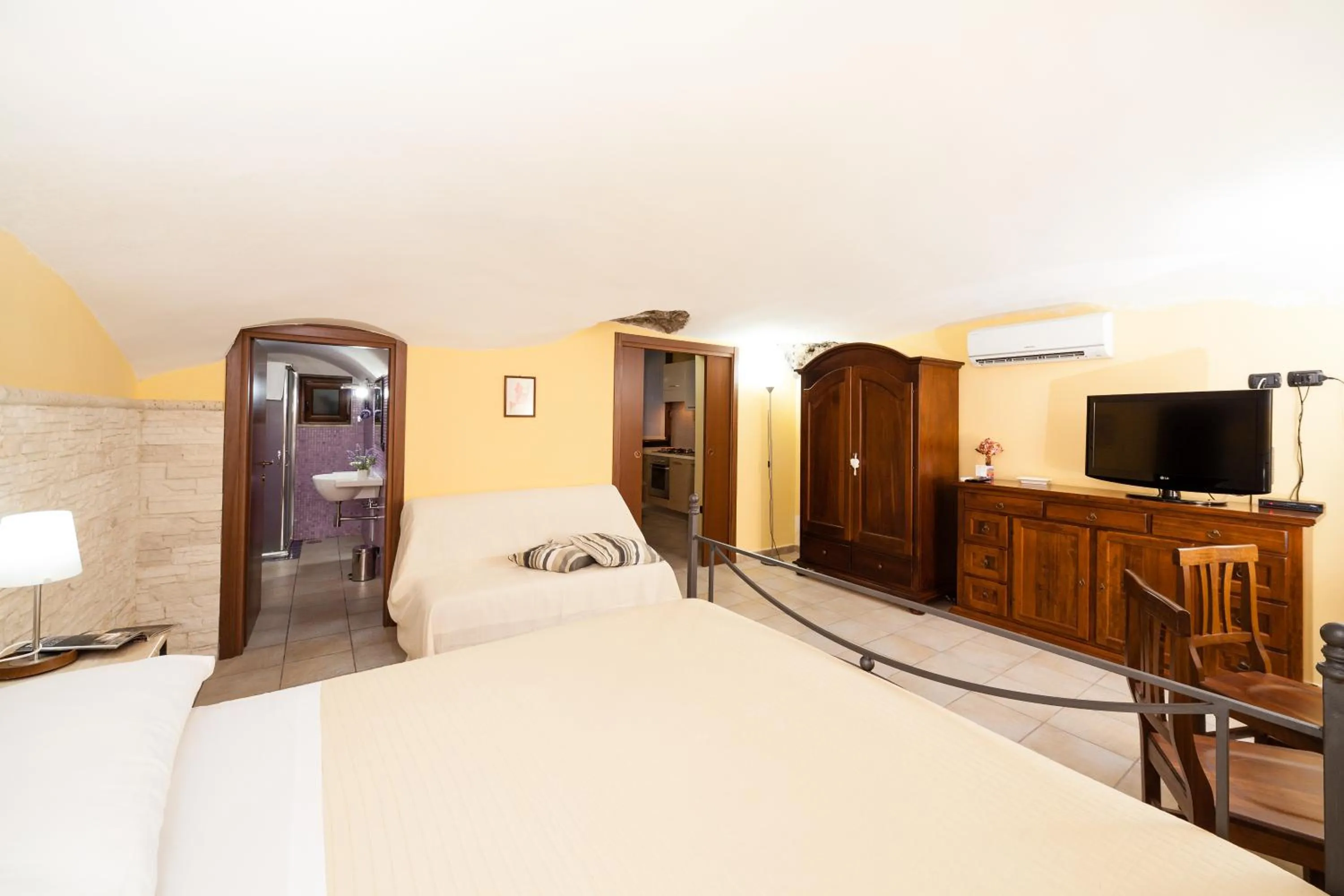 Bed in B&B La Casa Di Plinio