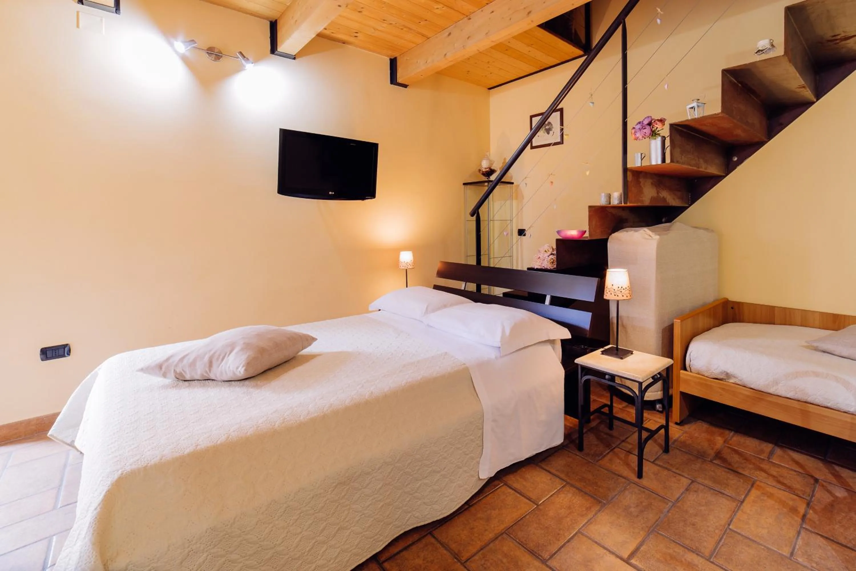 Photo of the whole room, Bed in B&B La Casa Di Plinio