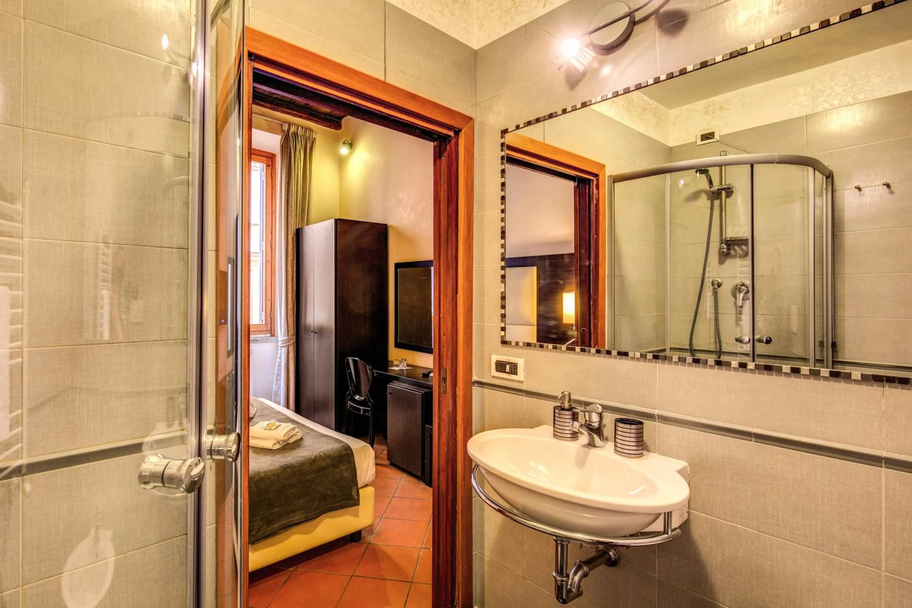 Guest House o Affittacamere Magenta Fico 2