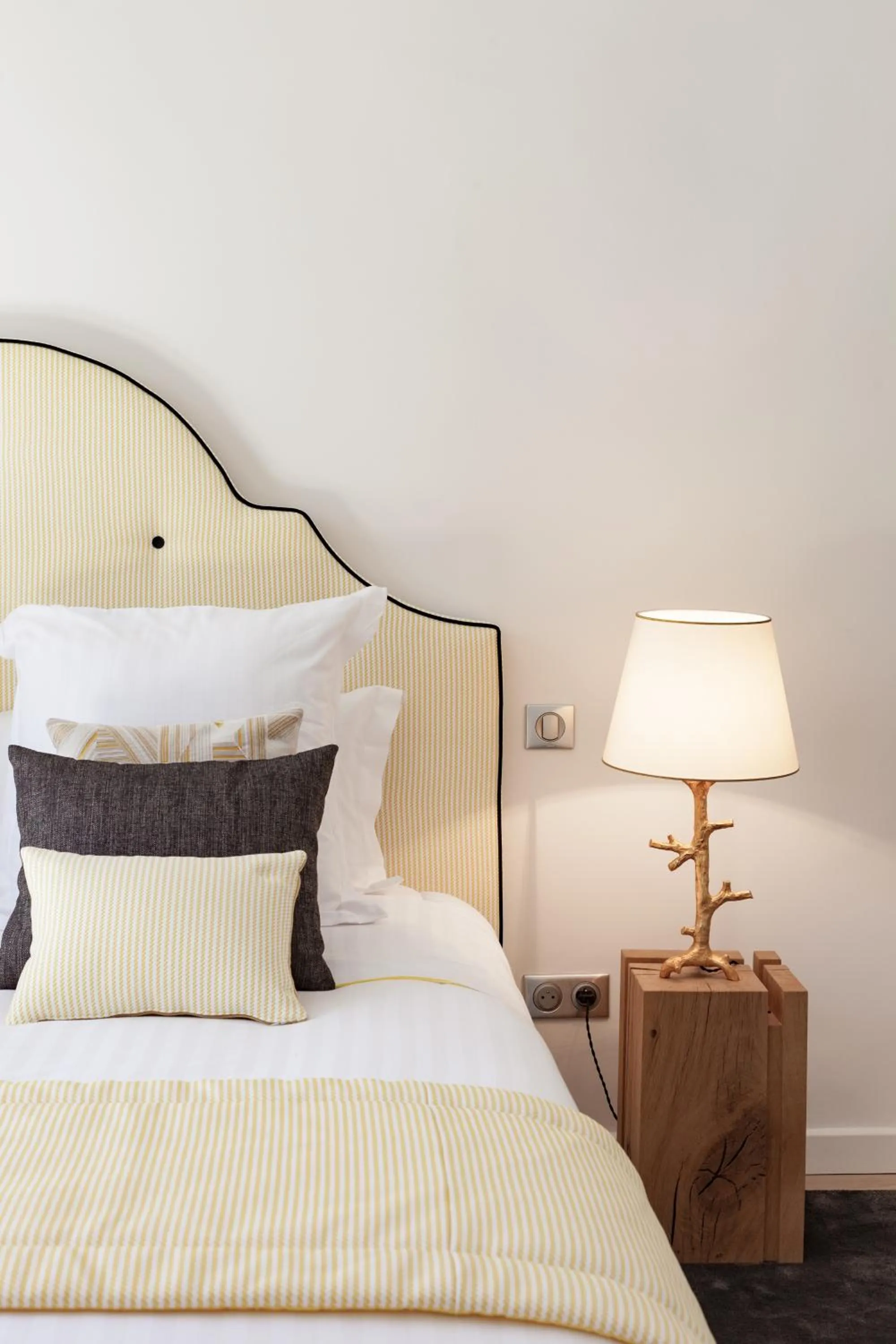 Decorative detail, Bed in Maison Du Collectionneur