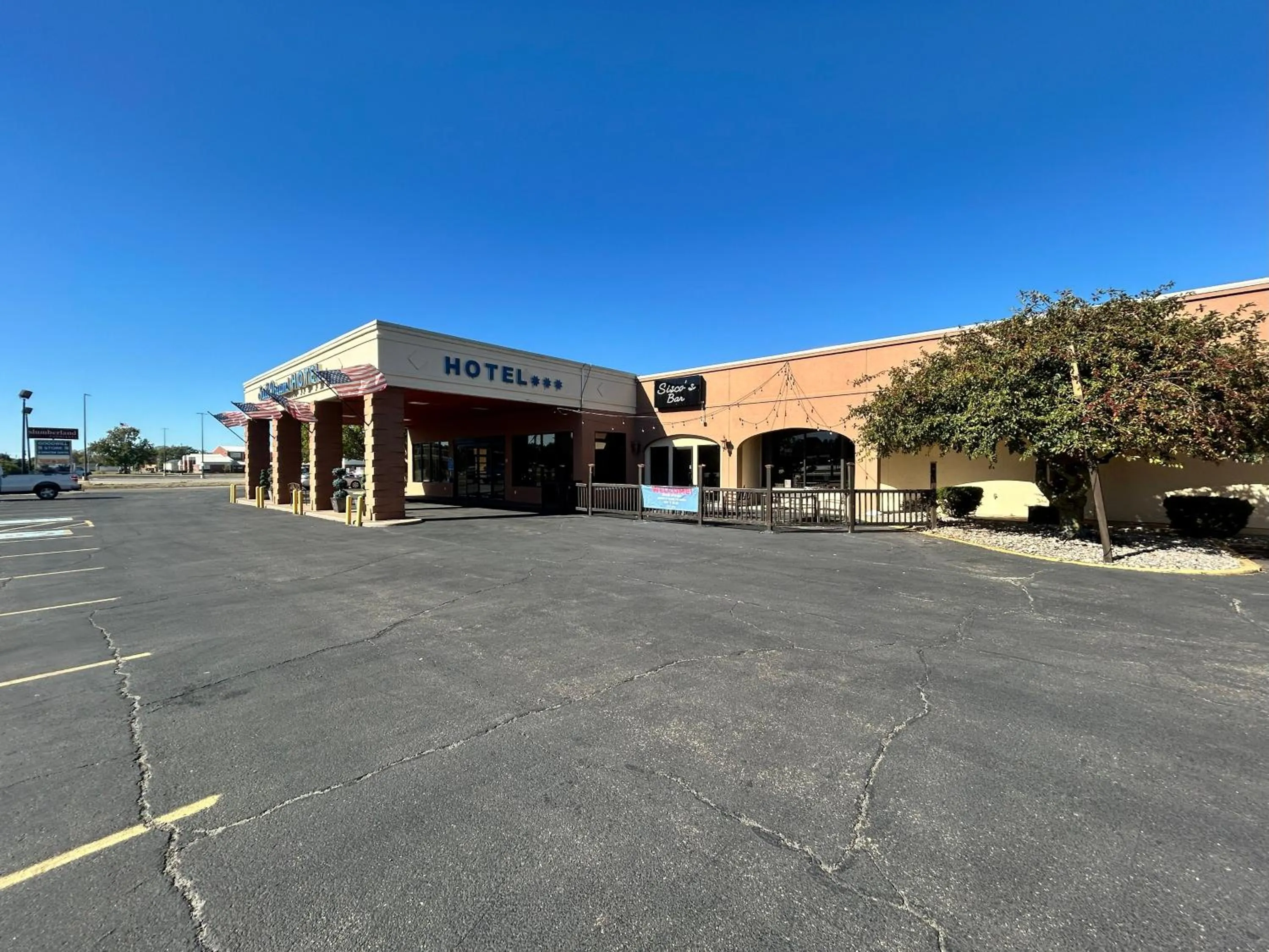 Property building in Suite Dreams Motel By Capital O Mattoon I - 57
