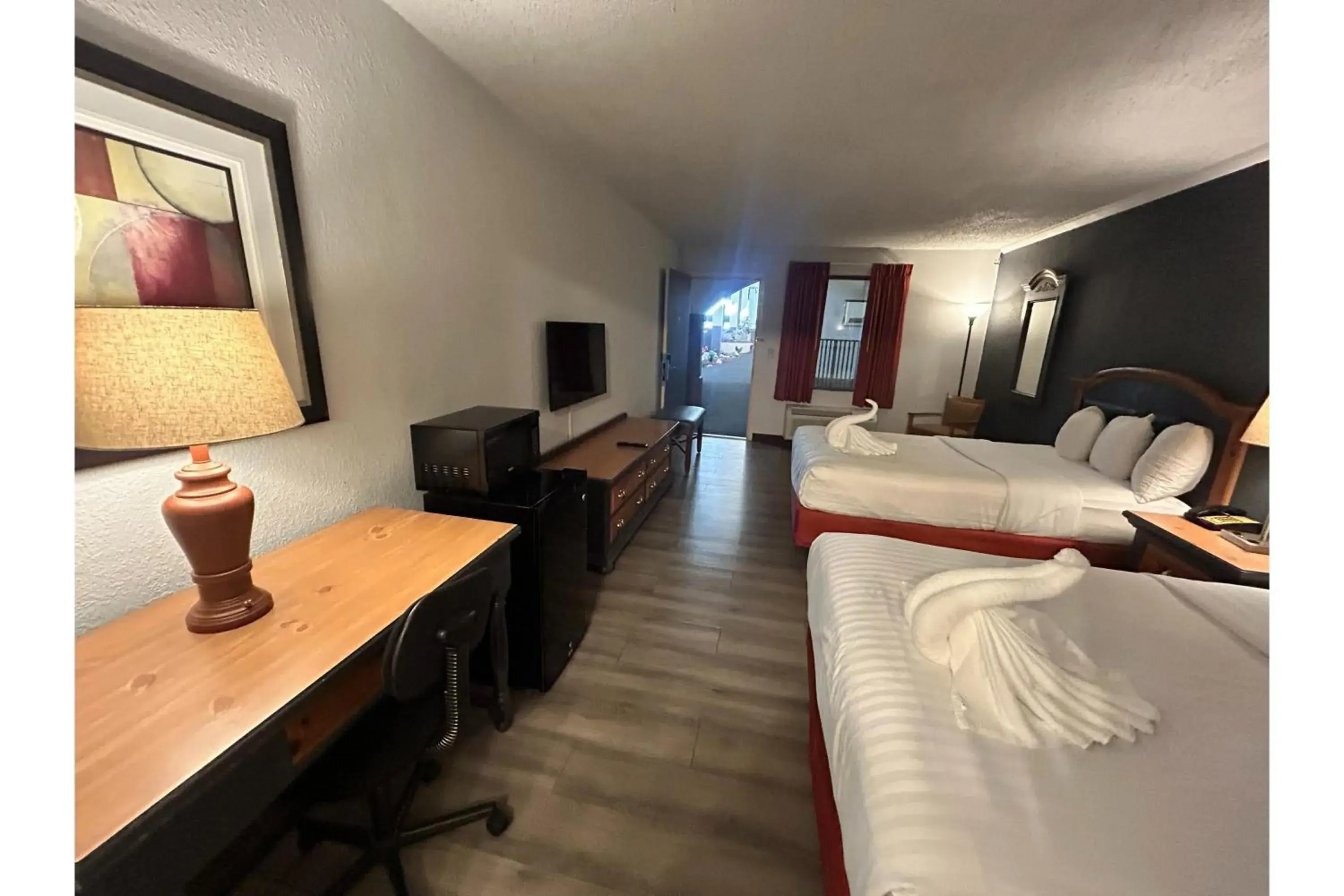 2 Full Bed in Suite Dreams Motel By Capital O Mattoon I - 57 2 Full Bed in Suite Dreams Motel By Capital O Mattoon I - 57