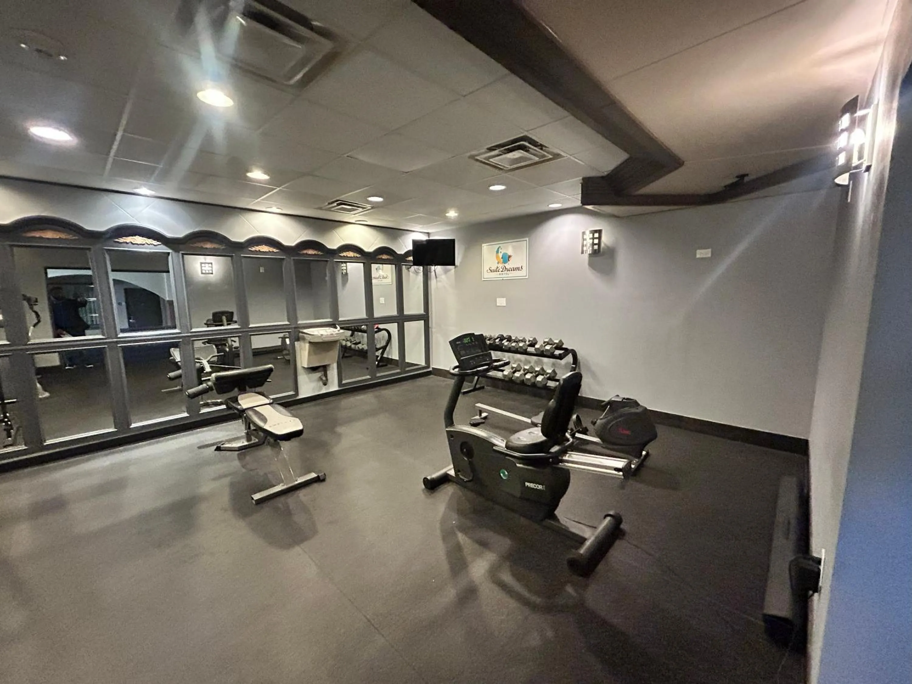 Fitness centre/facilities in Suite Dreams Motel By Capital O Mattoon I - 57