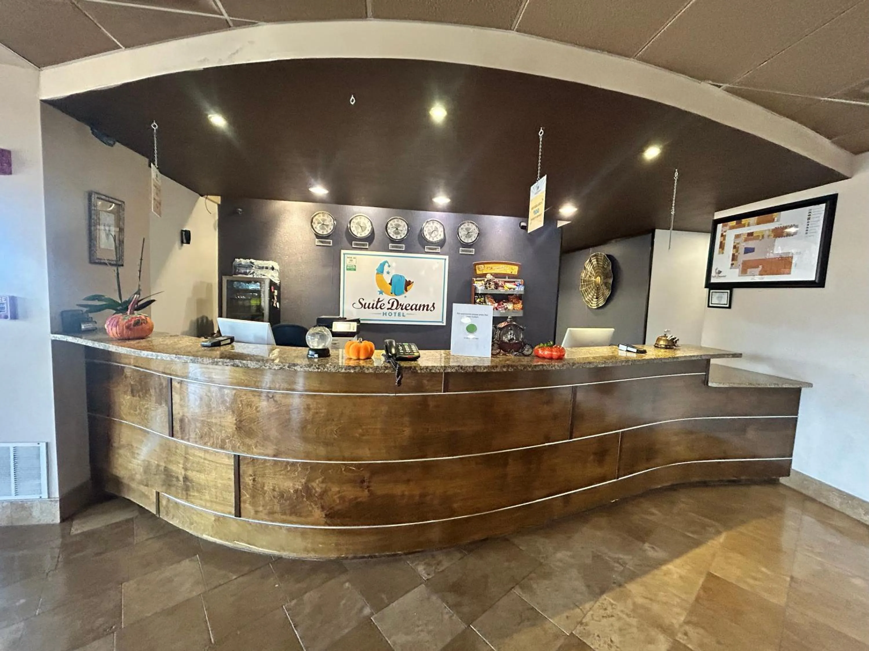 Lobby or reception in Suite Dreams Motel By Capital O Mattoon I - 57