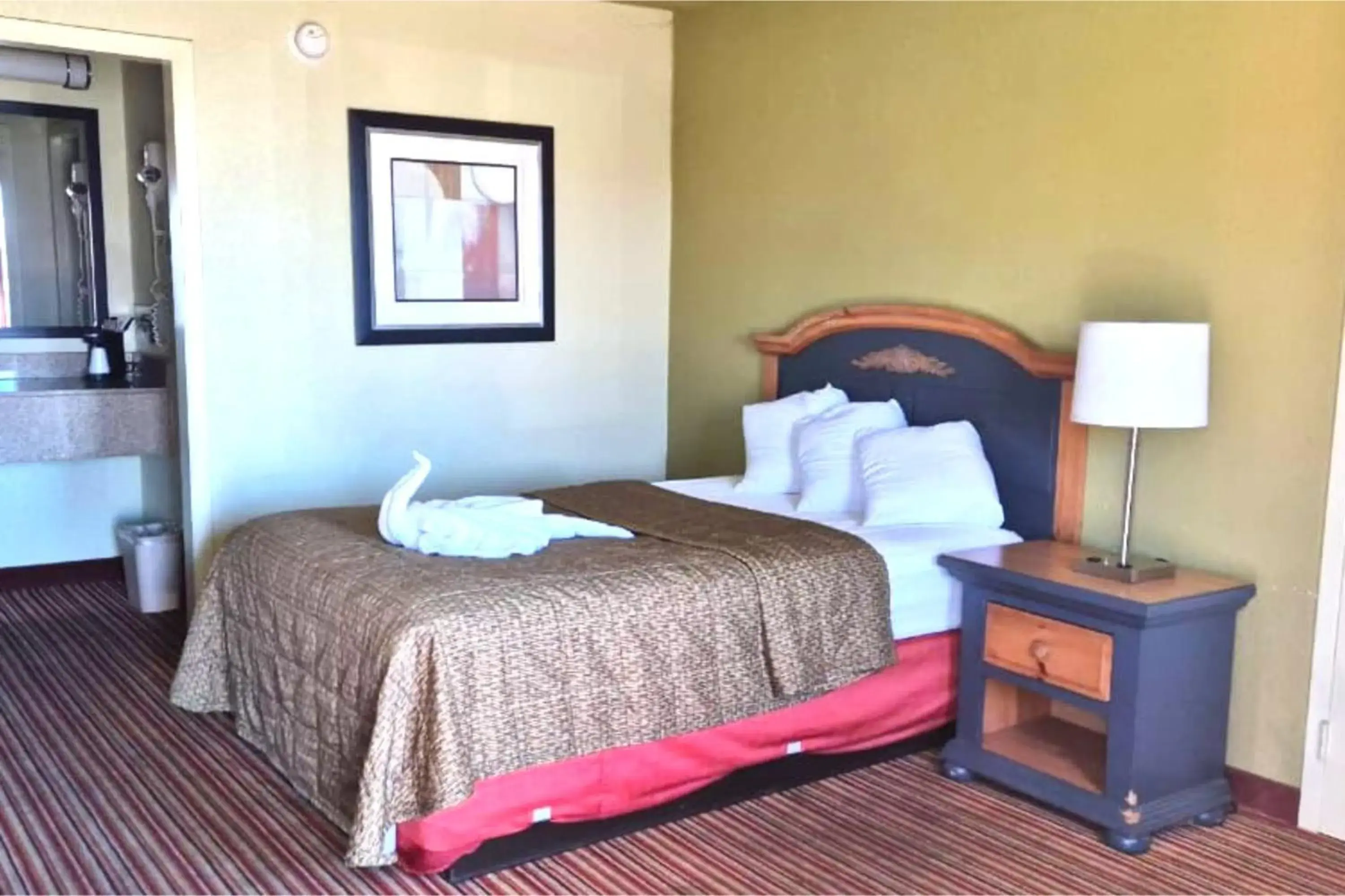 Bedroom, Bed in Suite Dreams Motel By Capital O Mattoon I - 57 Bedroom, Bed in Suite Dreams Motel By Capital O Mattoon I - 57